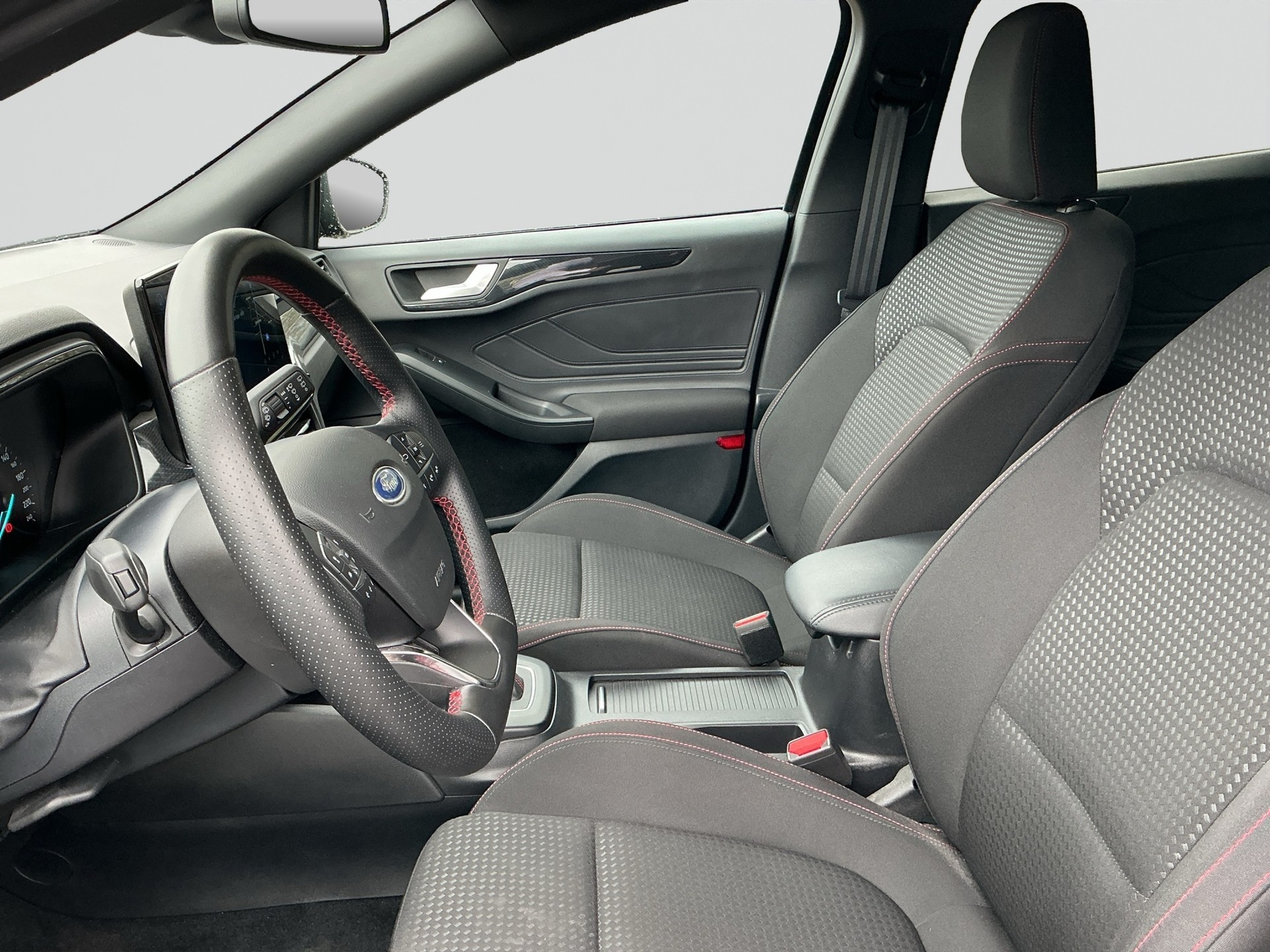 FORD Focus 1.0 Ecoboost ST-Line Automat-image-5