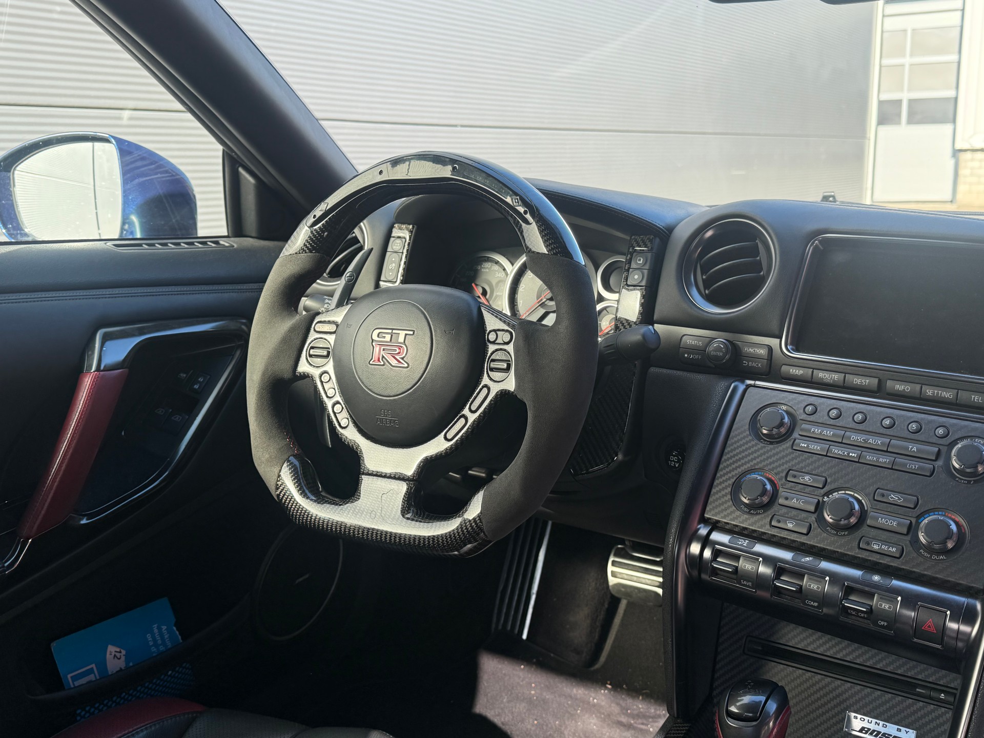 NISSAN GT-R 3.8 V6 Biturbo Black Edition-image-10
