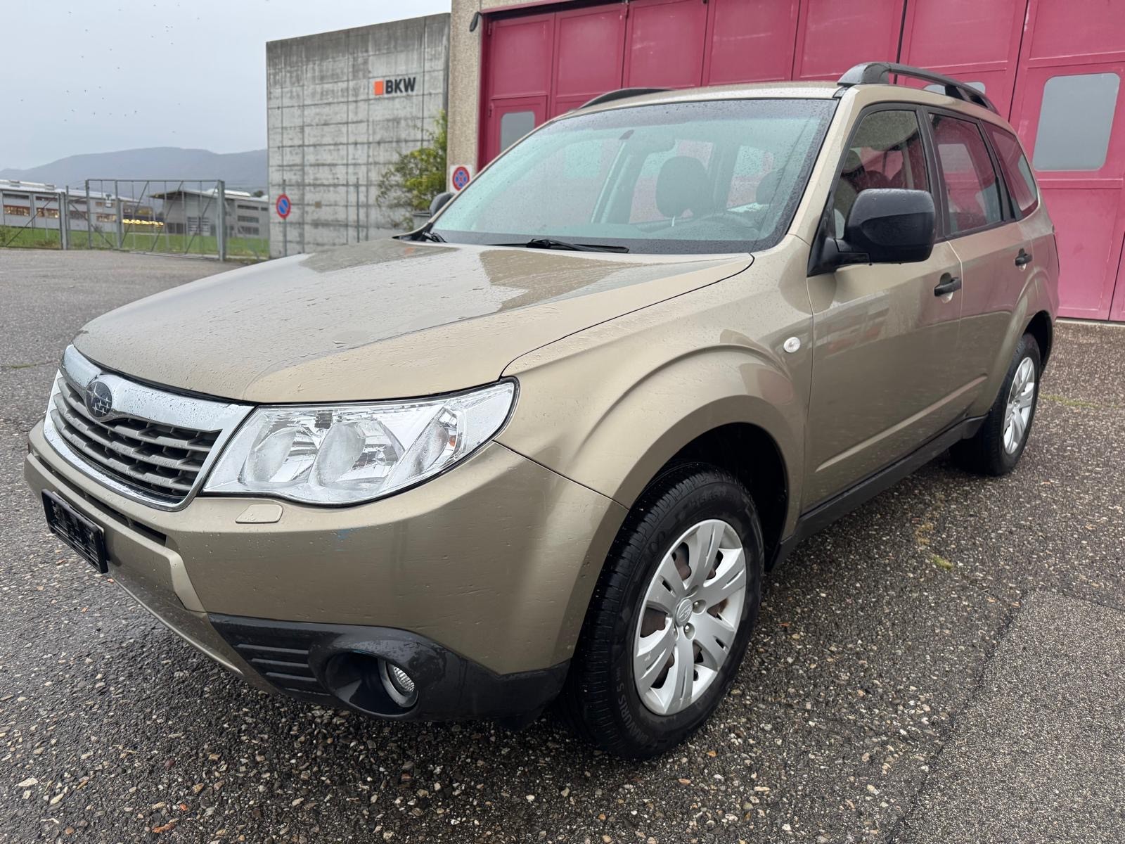SUBARU Forester 2.0X Advantage Automatic-image-2