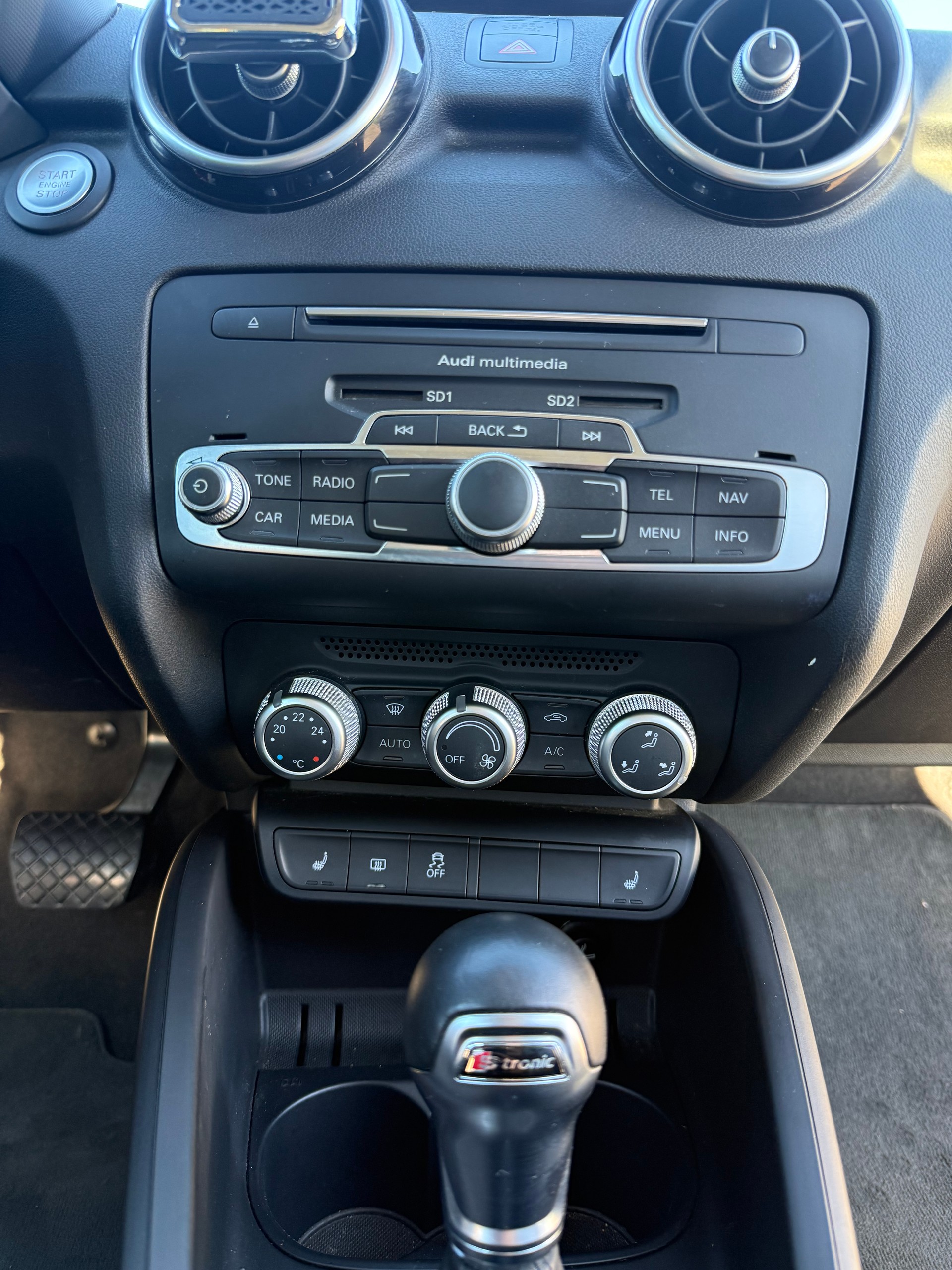 AUDI 1.0 TFSI ultra S-Tronic-image-3