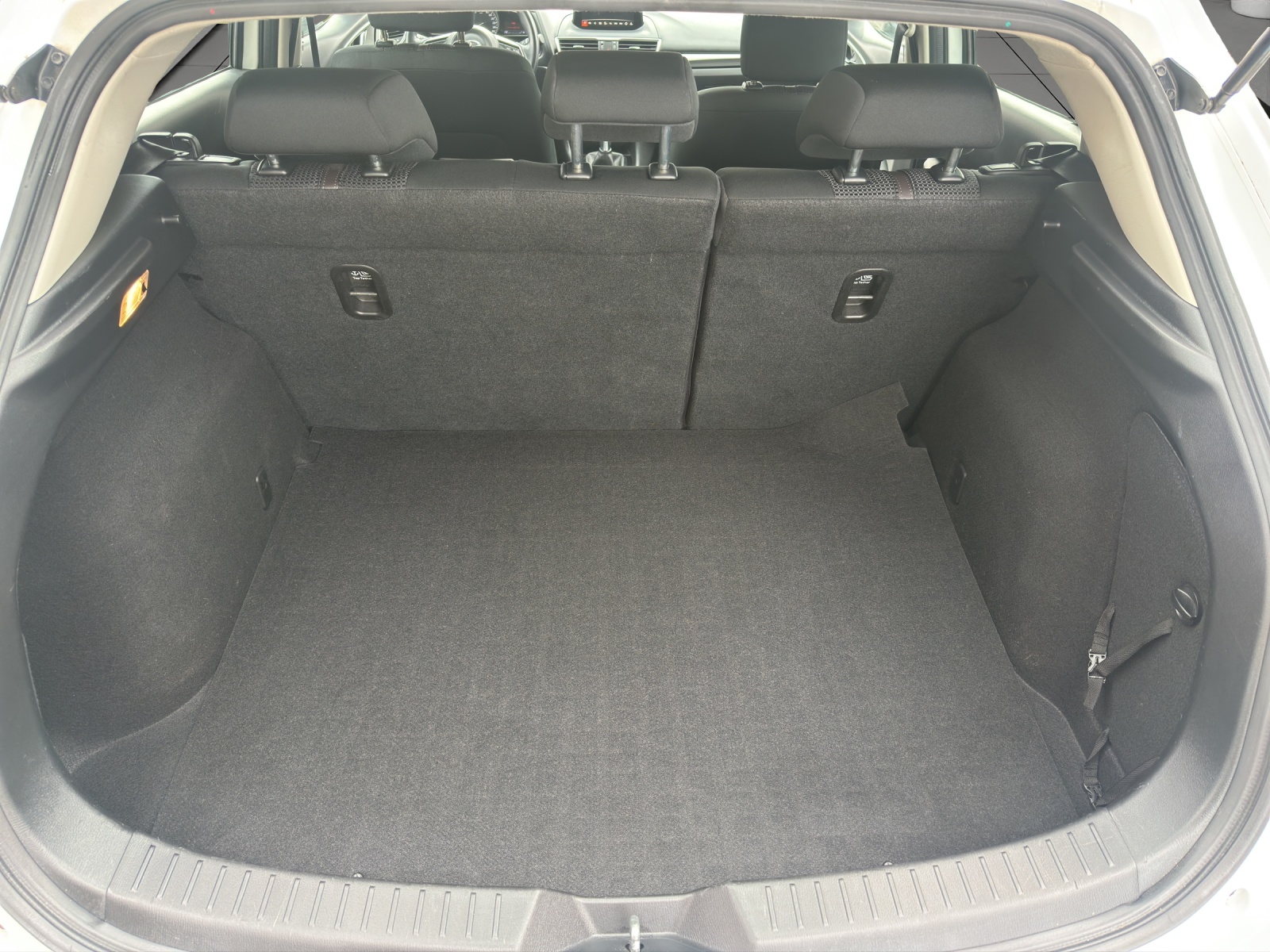 MAZDA 3 SKYACTIV-G 120 Ambition-image-14