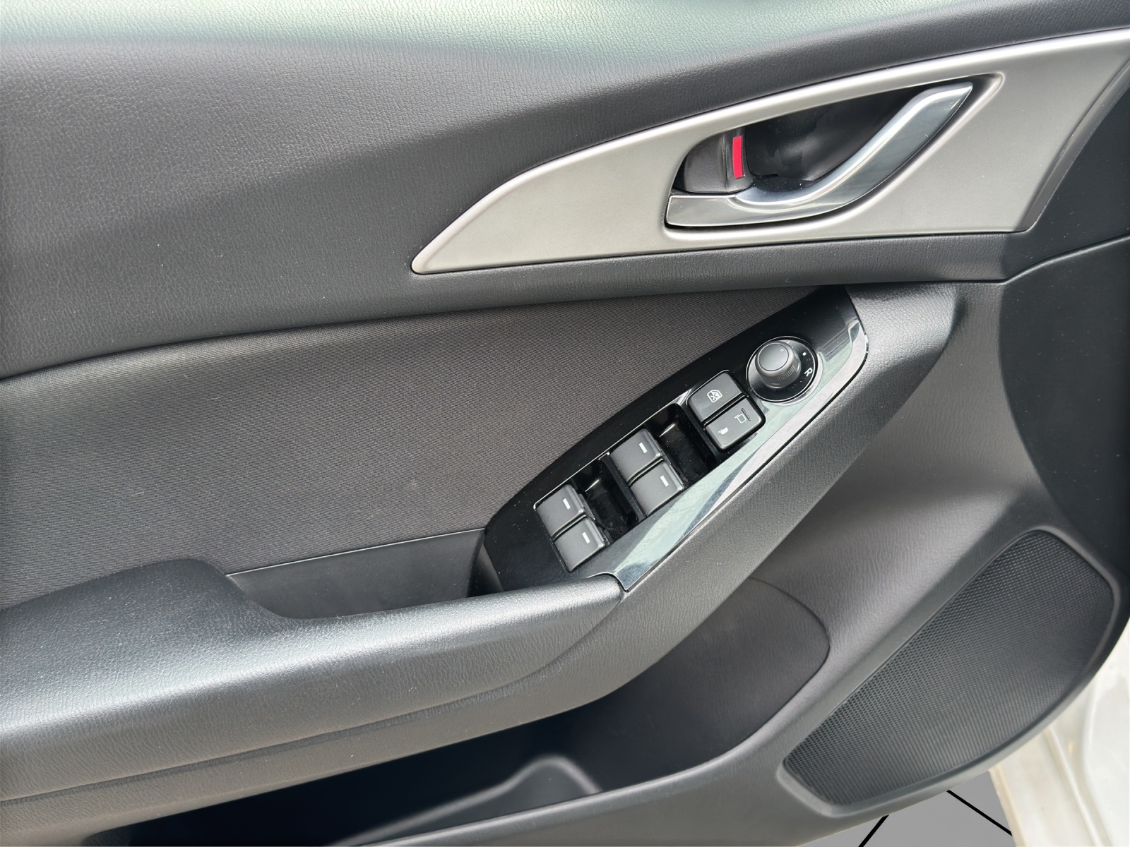 Image MAZDA 3 3 SKYACTIV-G 120 Ambition