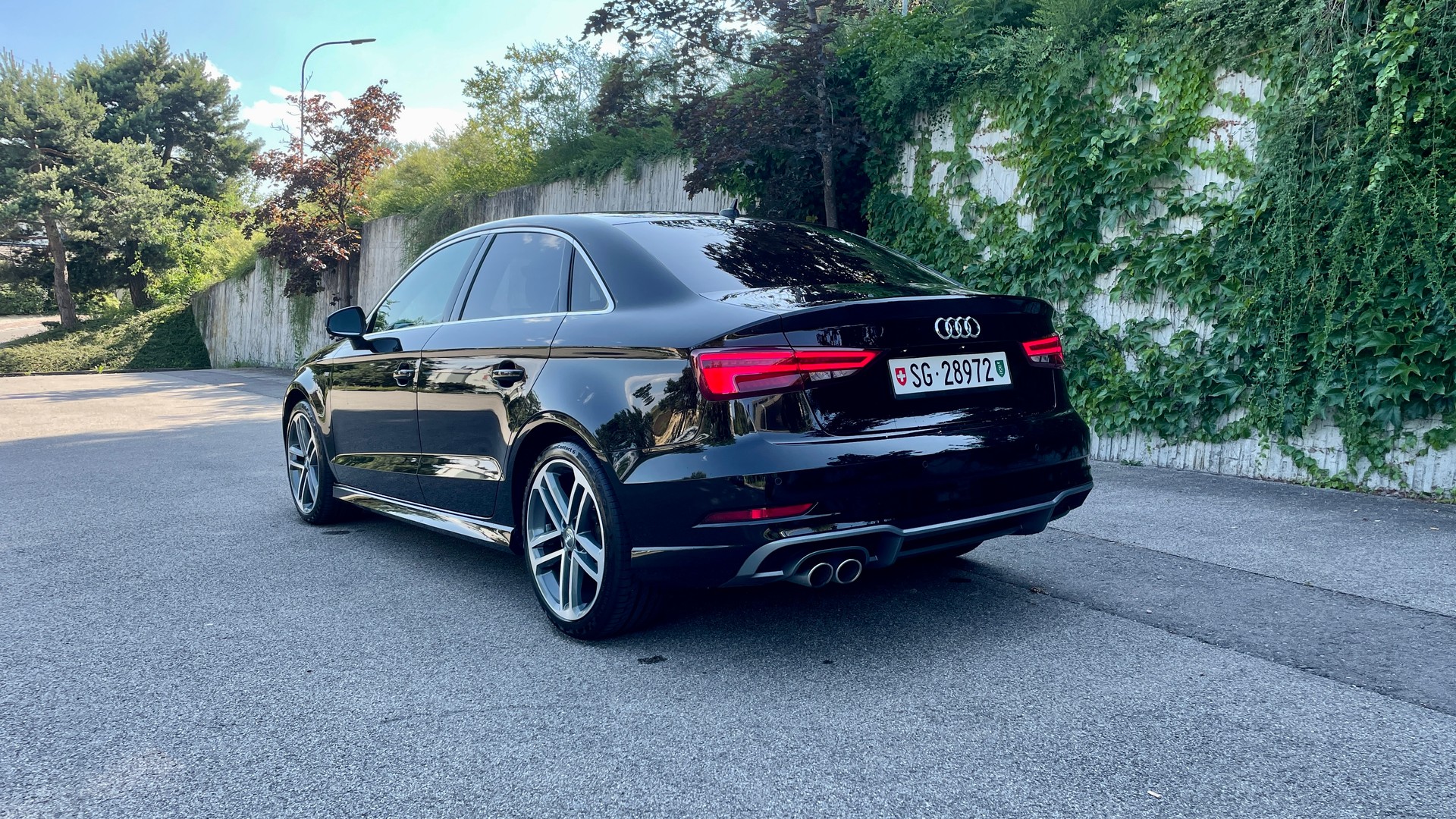 AUDI 40 TDI-image-3