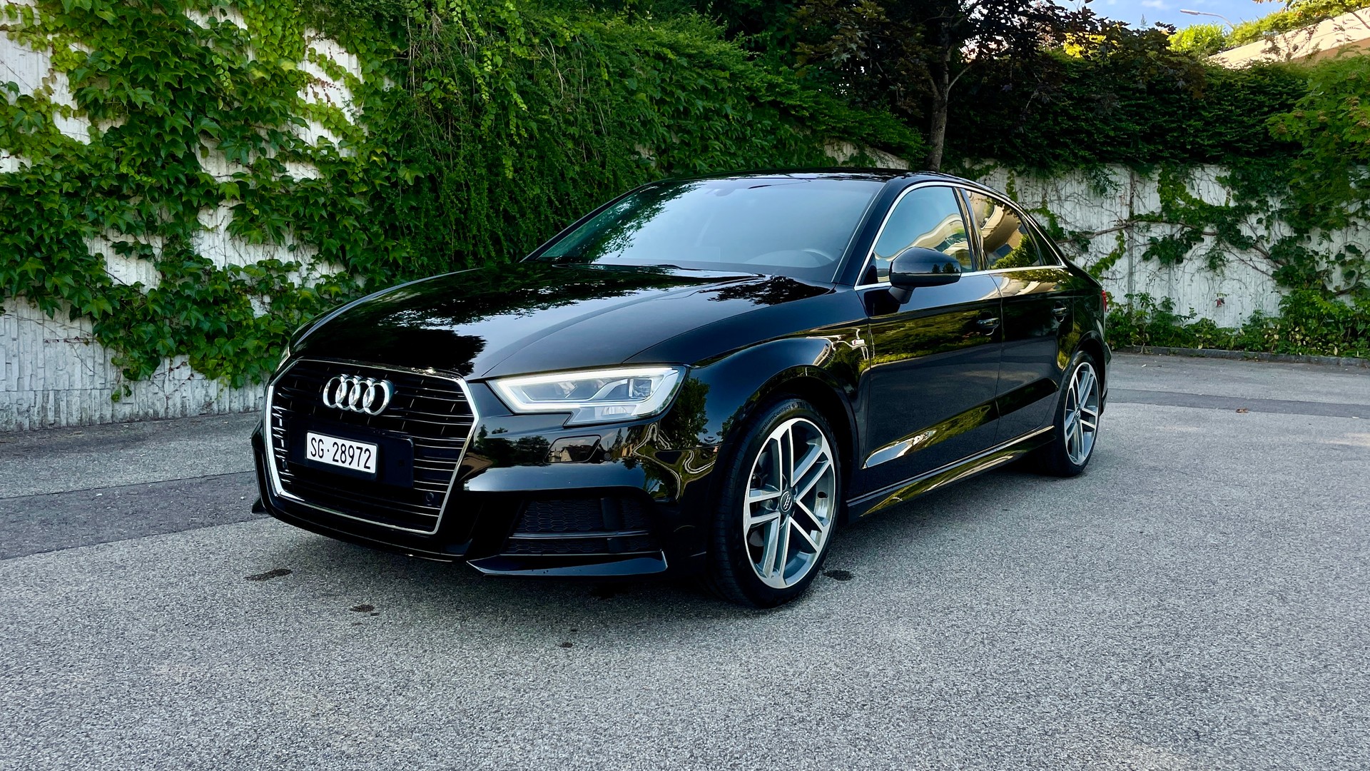 AUDI 40 TDI-image-0