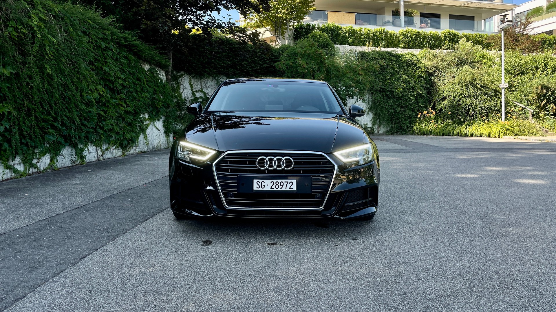 AUDI 40 TDI-image-1