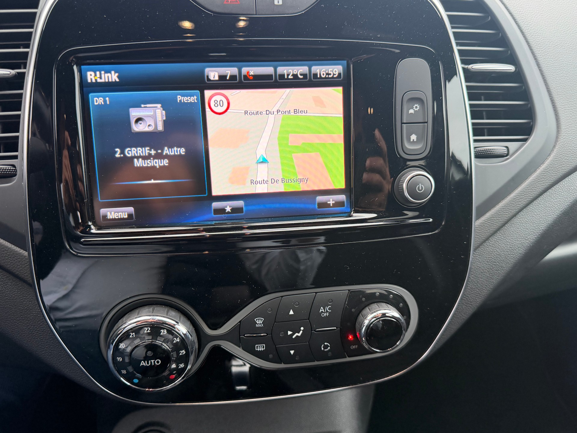 RENAULT Captur 1.3 T 16V S-Edition EDC-image-11