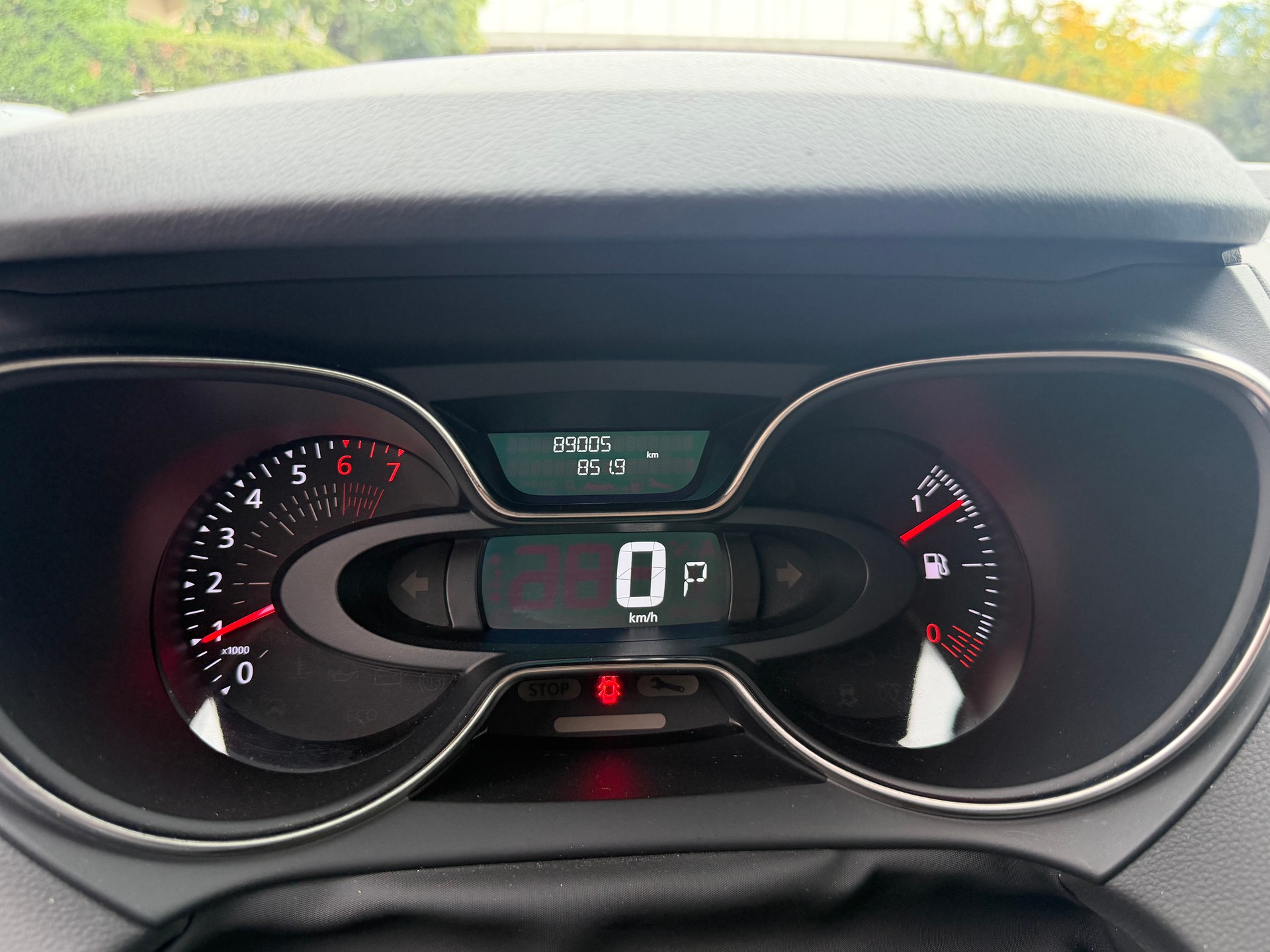RENAULT Captur 1.3 T 16V S-Edition EDC-image-12
