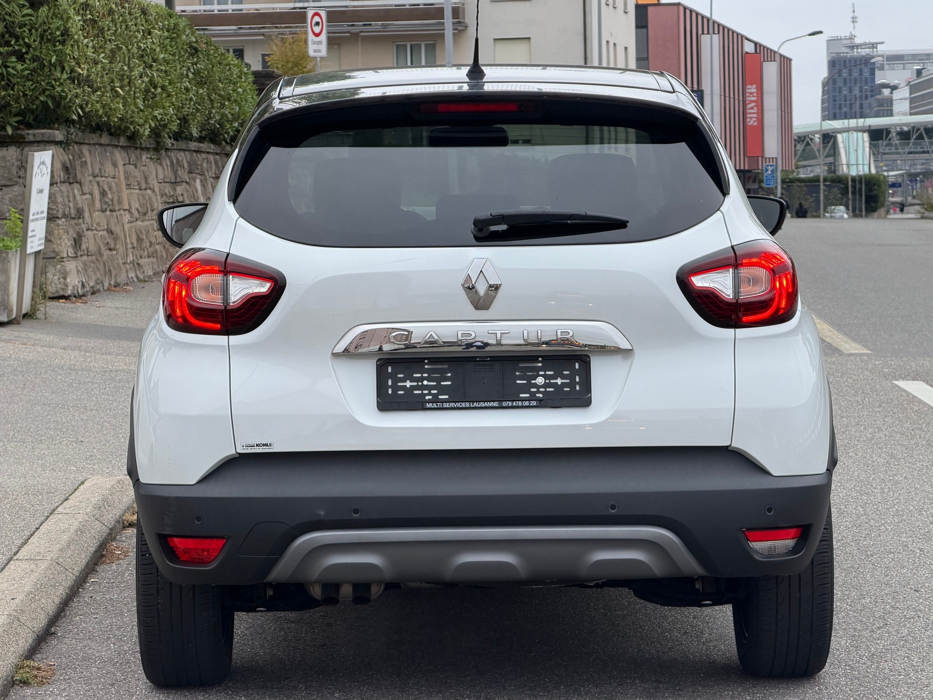 RENAULT Captur 1.3 T 16V S-Edition EDC-image-3
