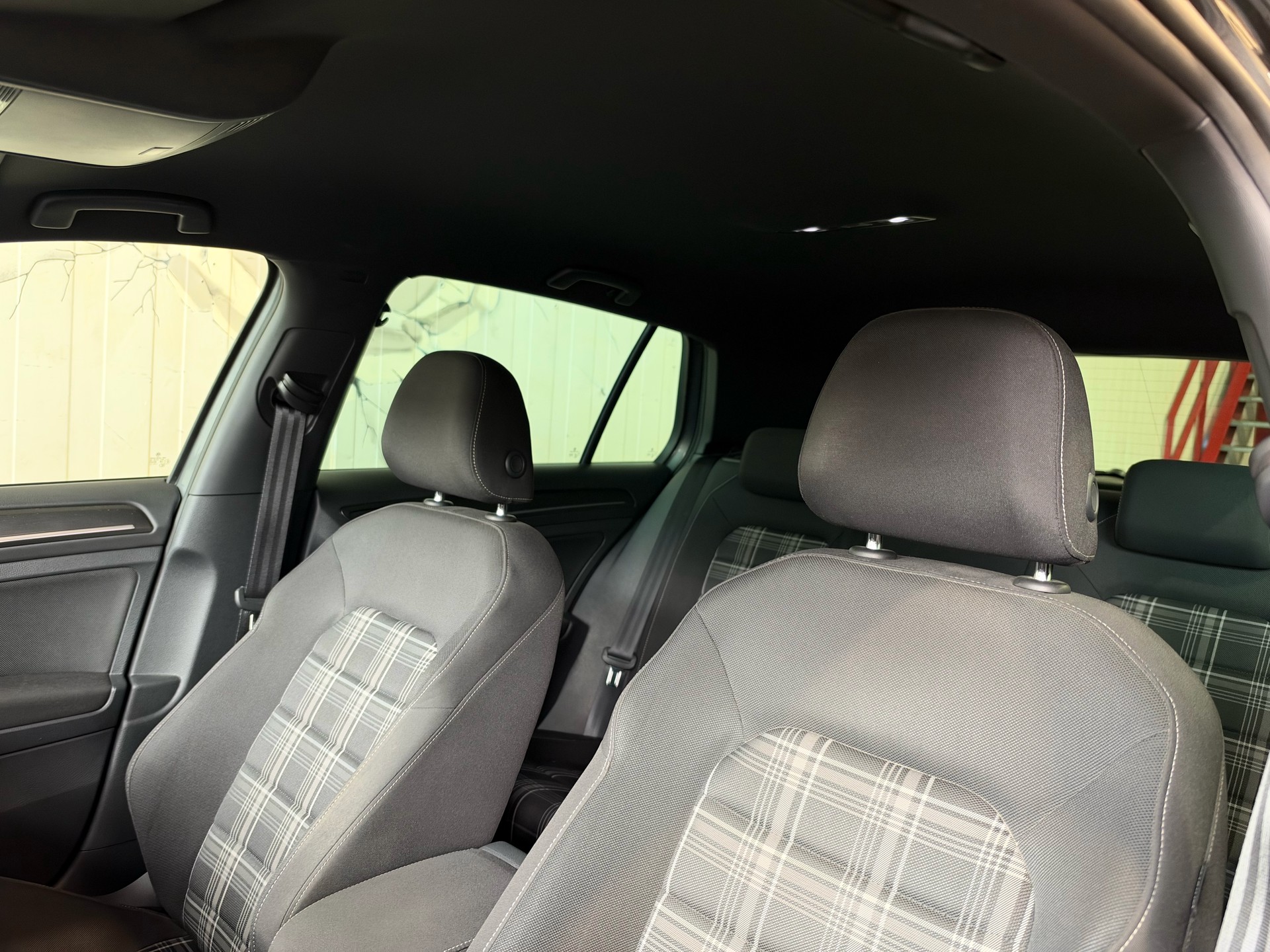 VW Golf 2.0 TDI GTD-image-13