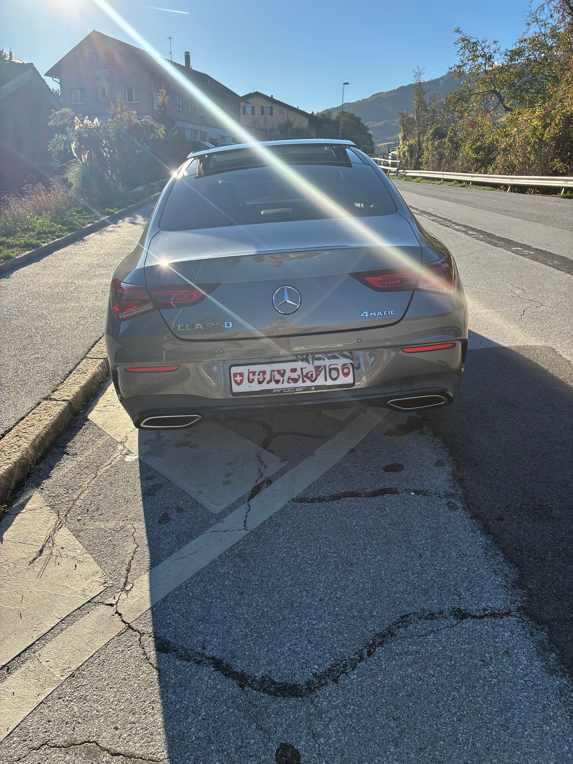 MERCEDES-BENZ CLA 250 Swiss Star AMG Line 4matic-image-1