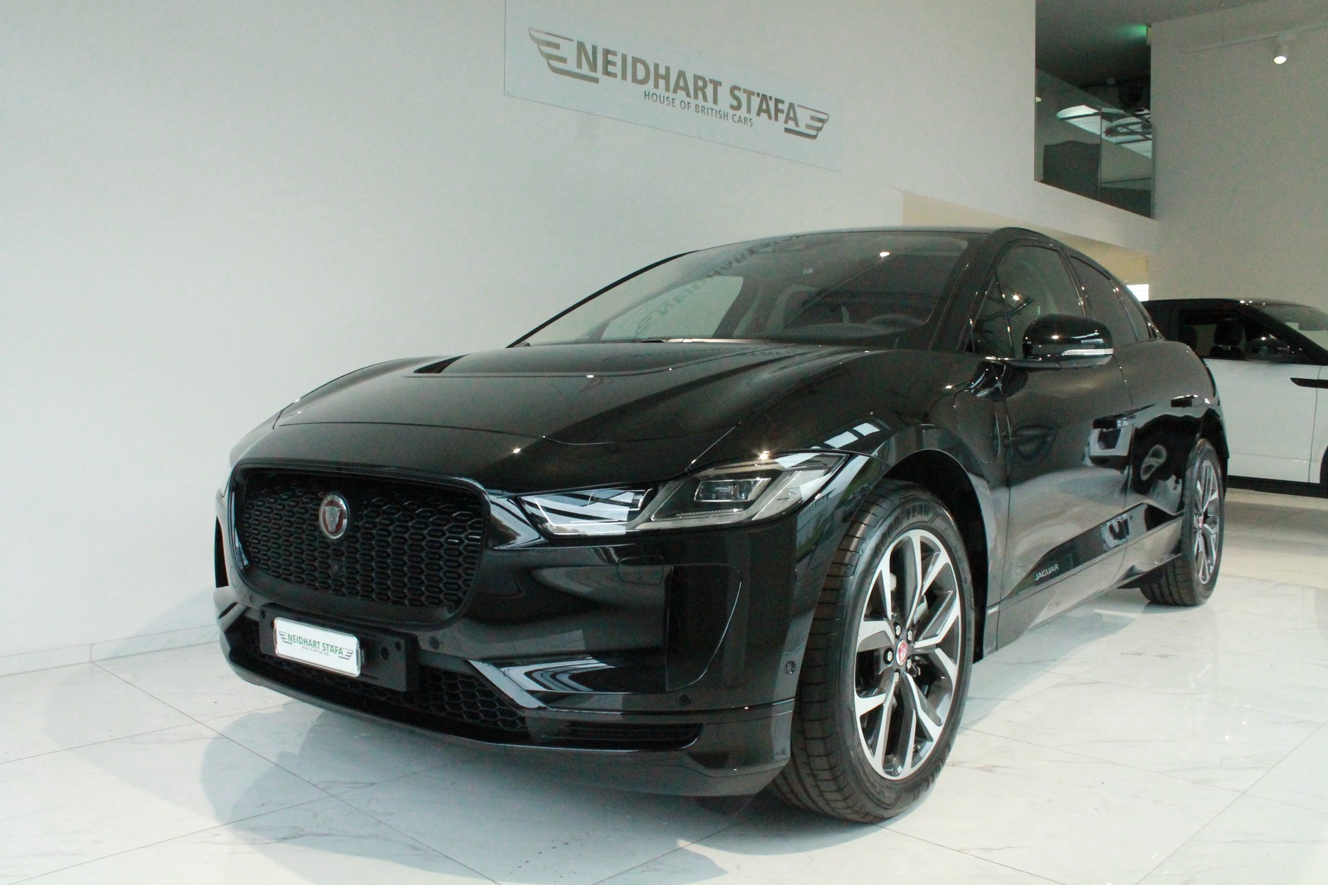 JAGUAR I-Pace EV400 HSE AWD-image-1