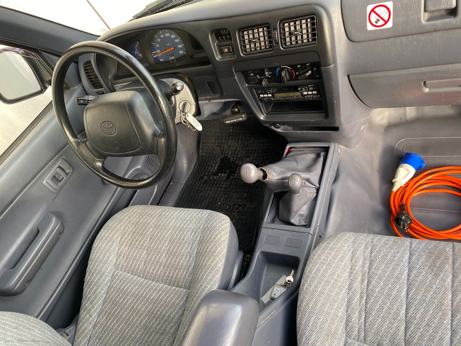 TOYOTA HI-LUX 4x4 Hebebühne-image-9