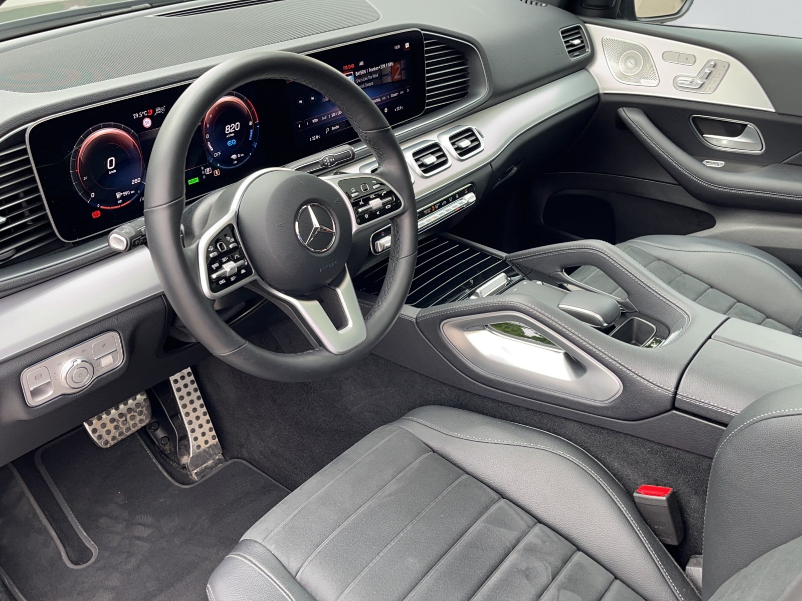 MERCEDES-BENZ GLE 350 e AMG Line 4M 9G-image-6
