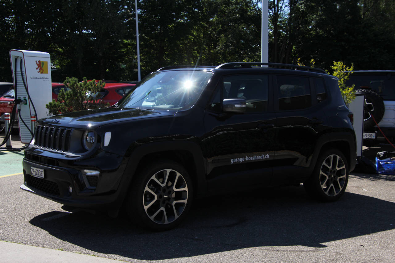JEEP Renegade 1.3 S 4xe Kaufen