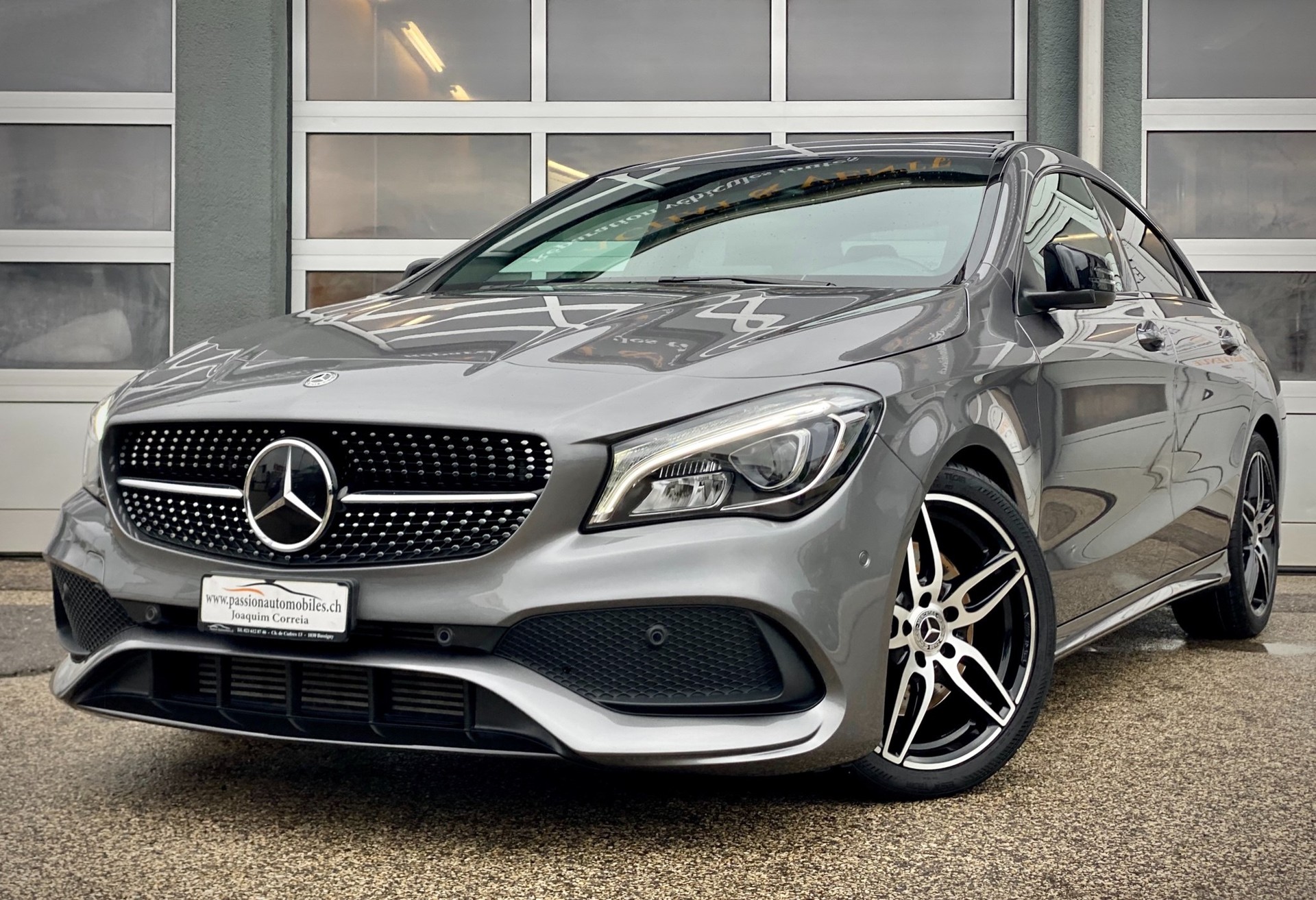 MERCEDES-BENZ CLA 250 AMG Line 7G-DCT 4Matic - Véhicule Suisse (CH)-image-0