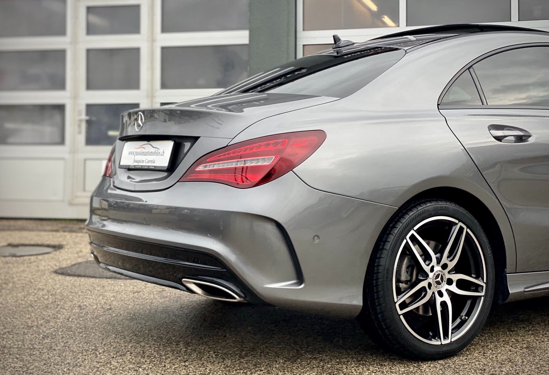 MERCEDES-BENZ CLA 250 AMG Line 7G-DCT 4Matic - Véhicule Suisse (CH)-image-5