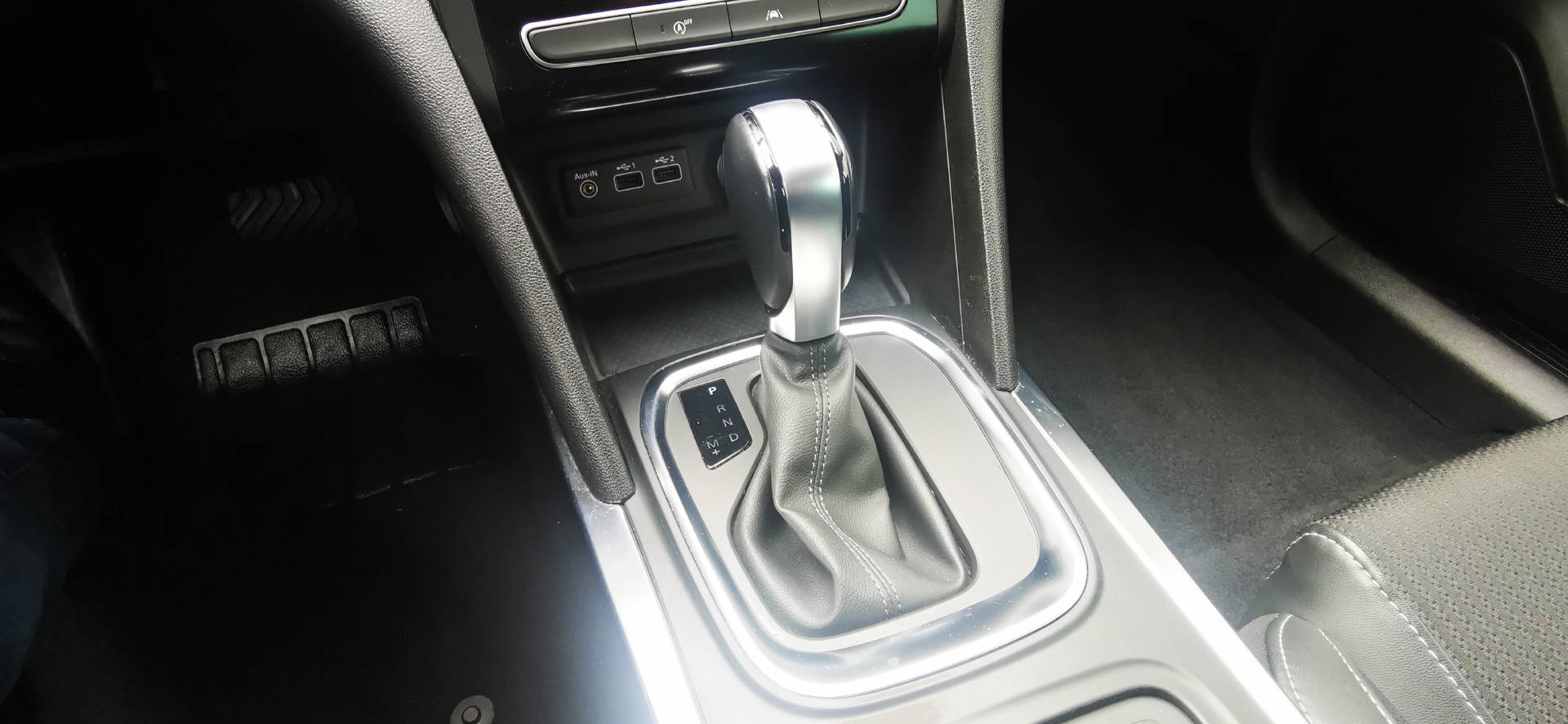 RENAULT Mégane 1.3 TCe 160 Intens EDC-image-10