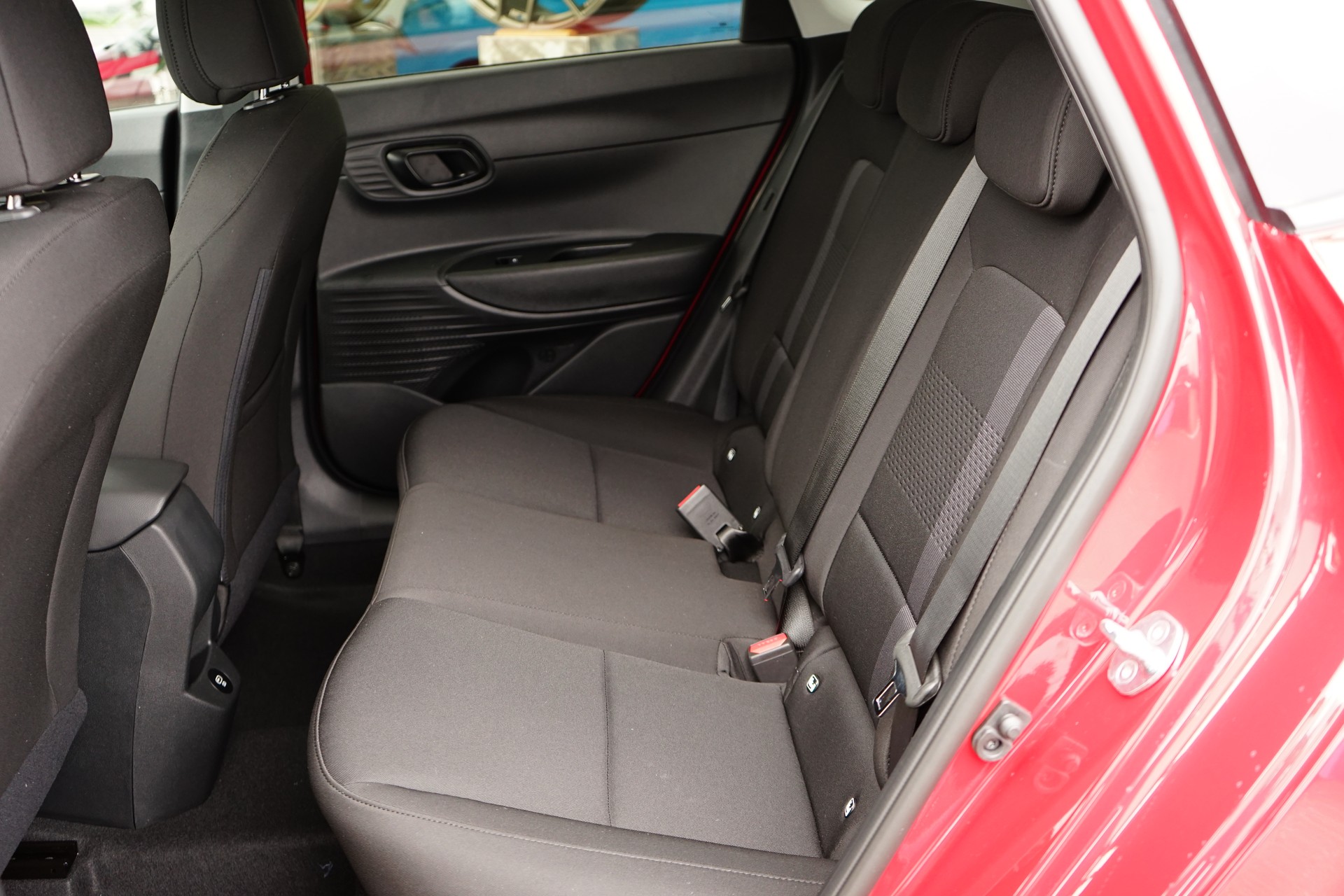 HYUNDAI i20 1.0 T-GDi Amplia DCT-image-8