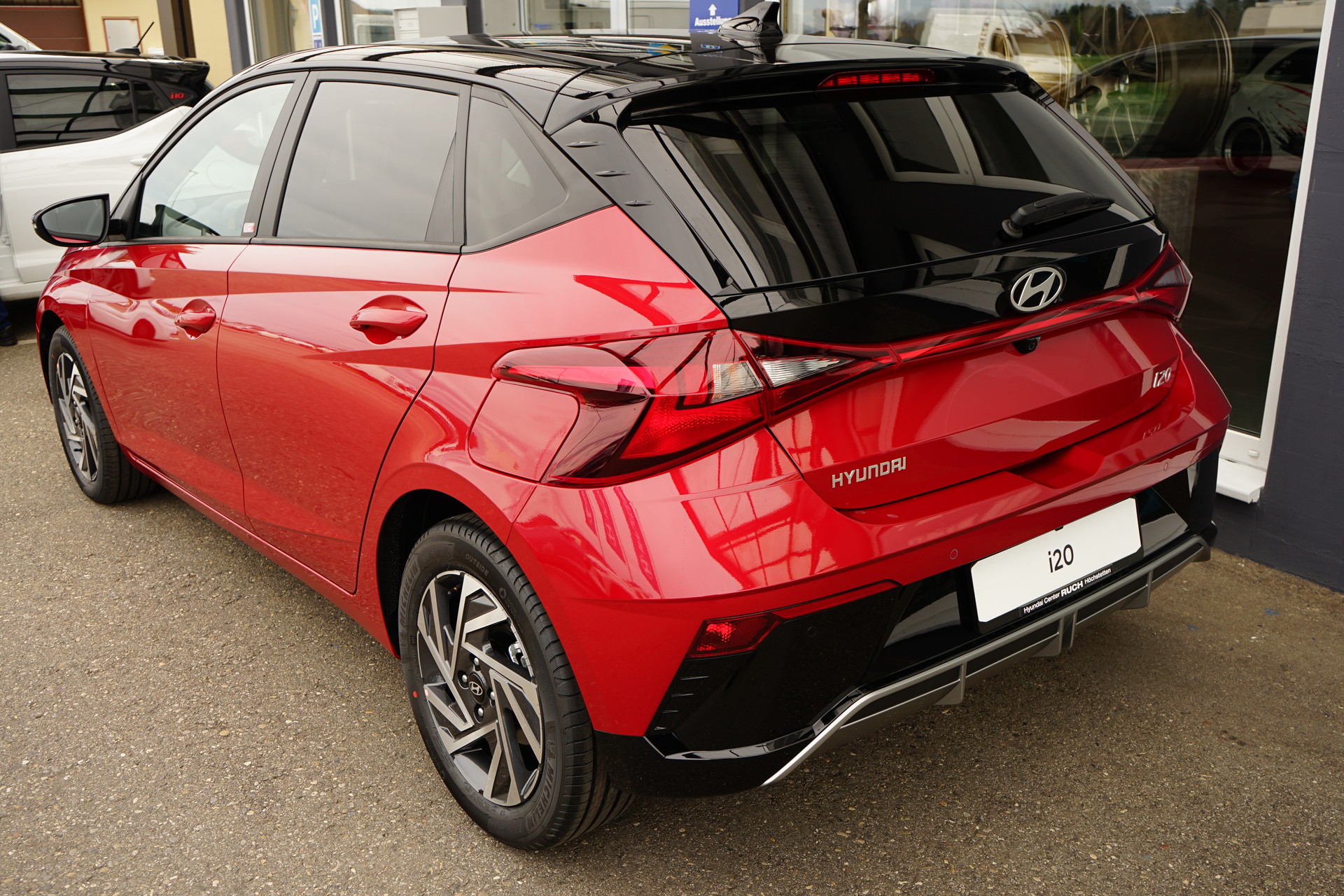 HYUNDAI i20 1.0 T-GDi Amplia DCT-image-4