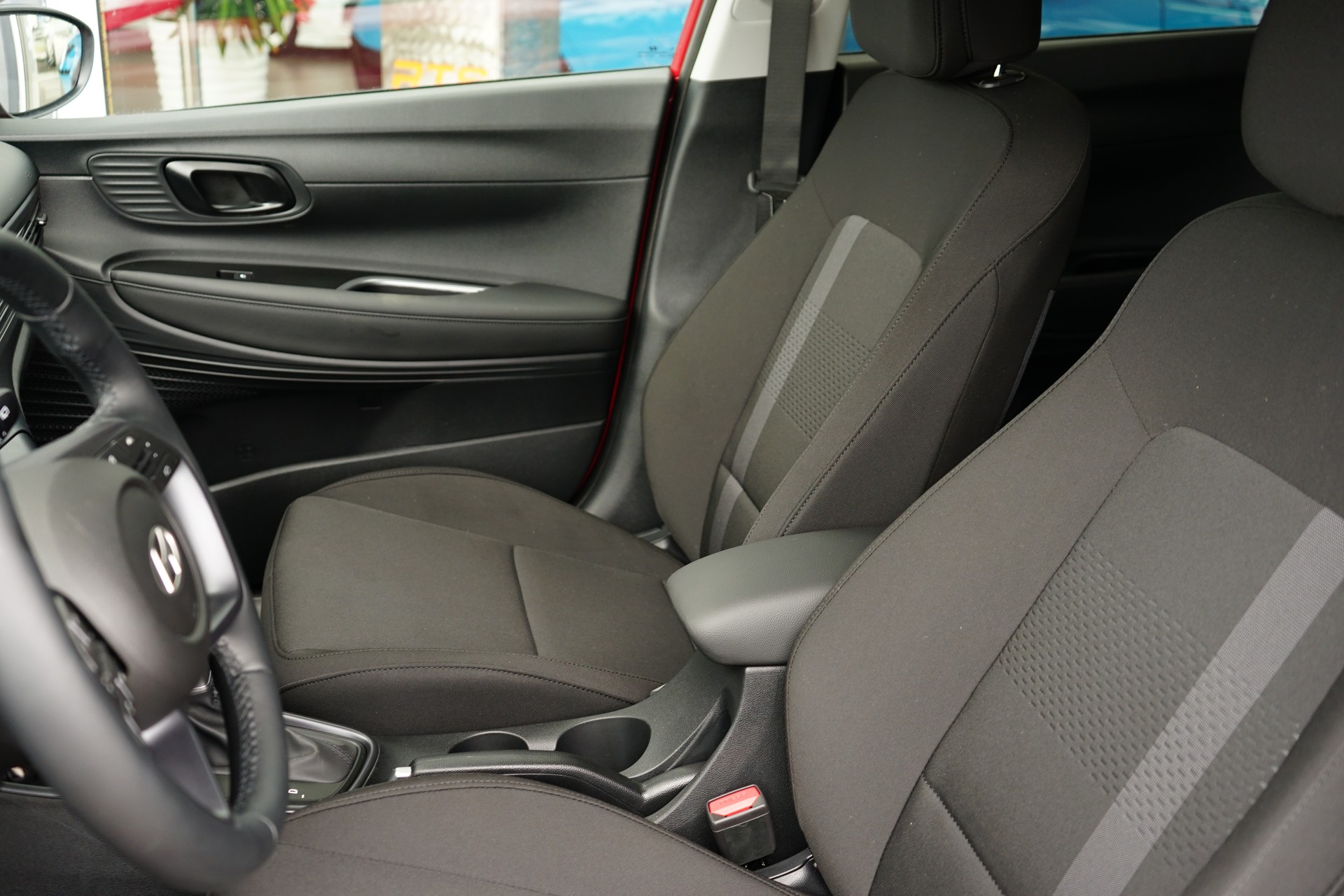 HYUNDAI i20 1.0 T-GDi Amplia DCT-image-7