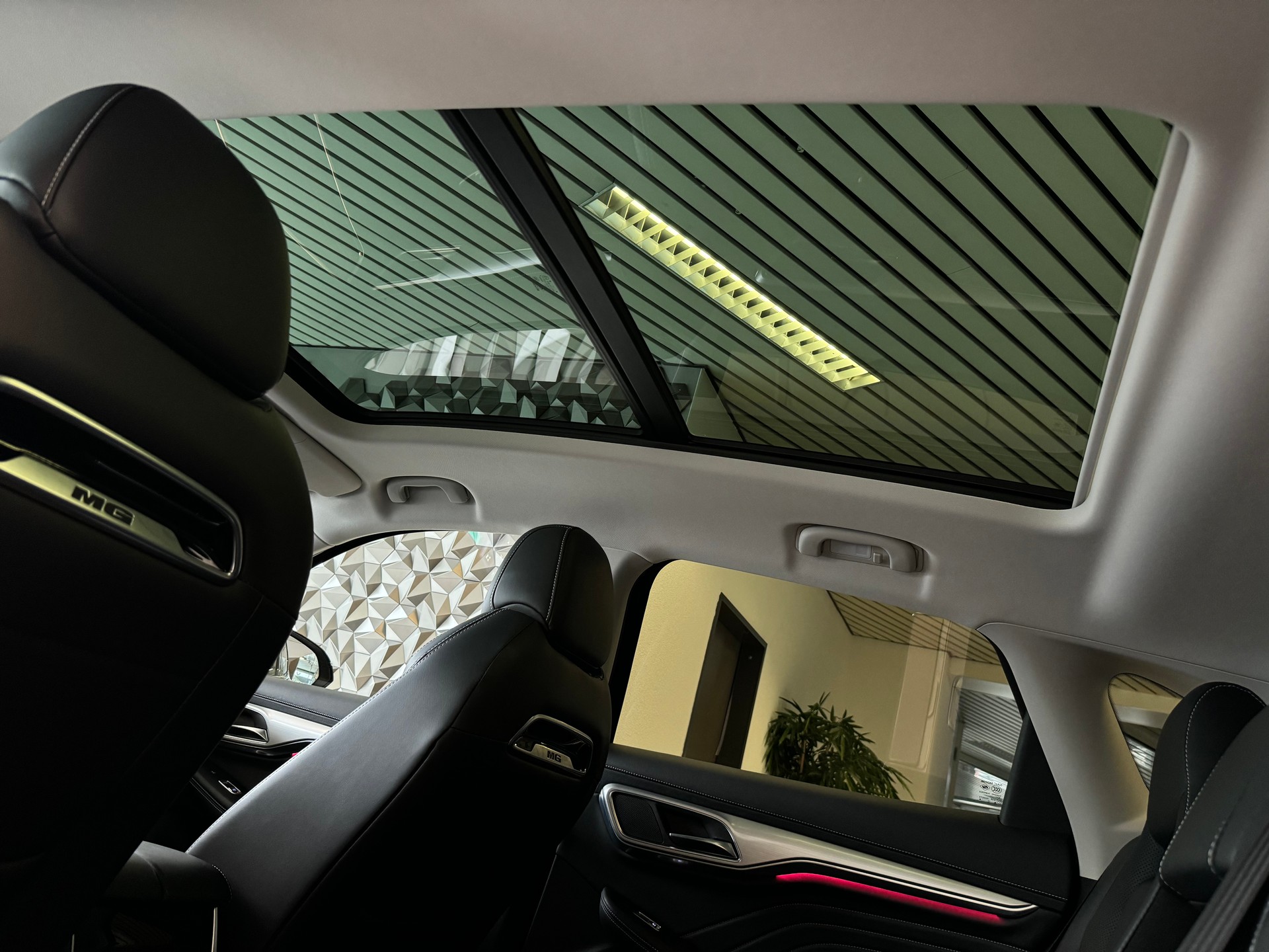 MG Marvel R 72 KWh-image-8