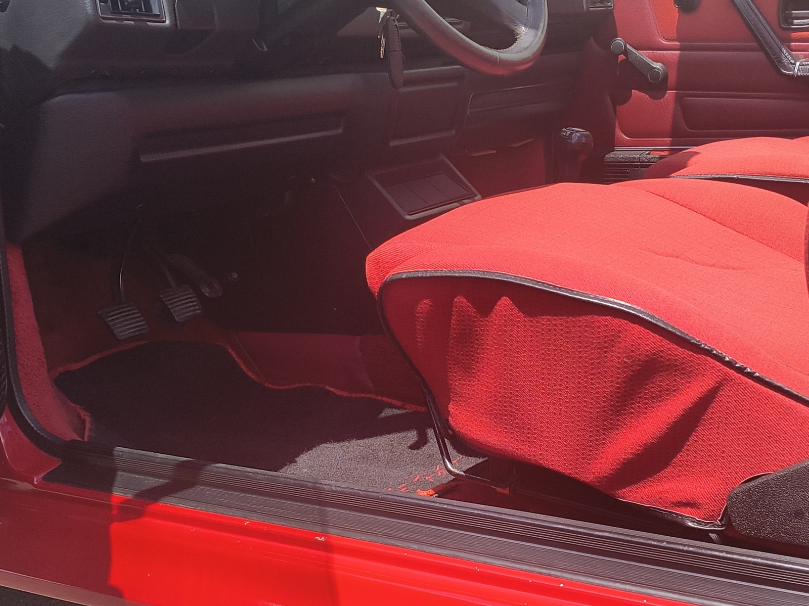 VW Golf Cabriolet 1800 (GL) Red Spezial-image-5