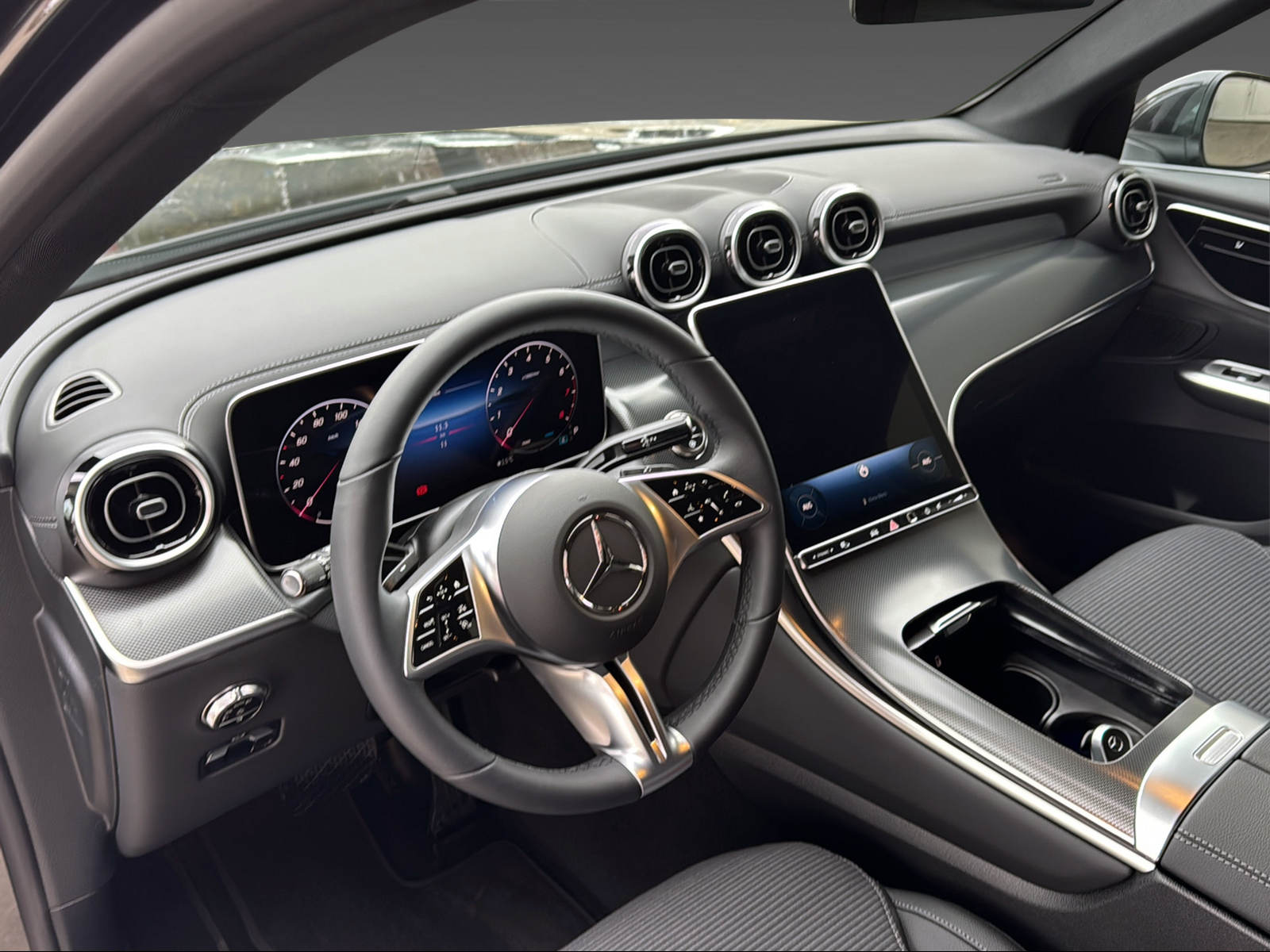 MERCEDES-BENZ GLC 300 4Matic 9G-Tronic-image-6
