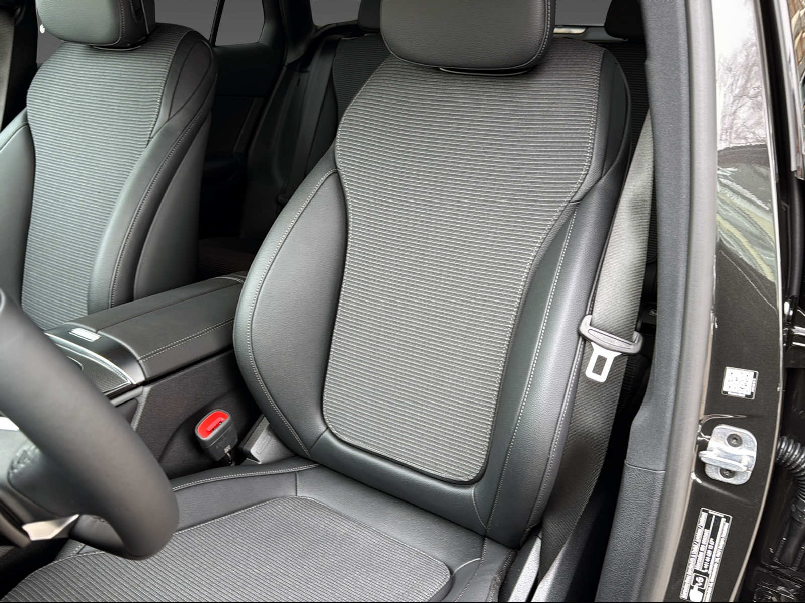 MERCEDES-BENZ GLC 300 4Matic 9G-Tronic-image-7