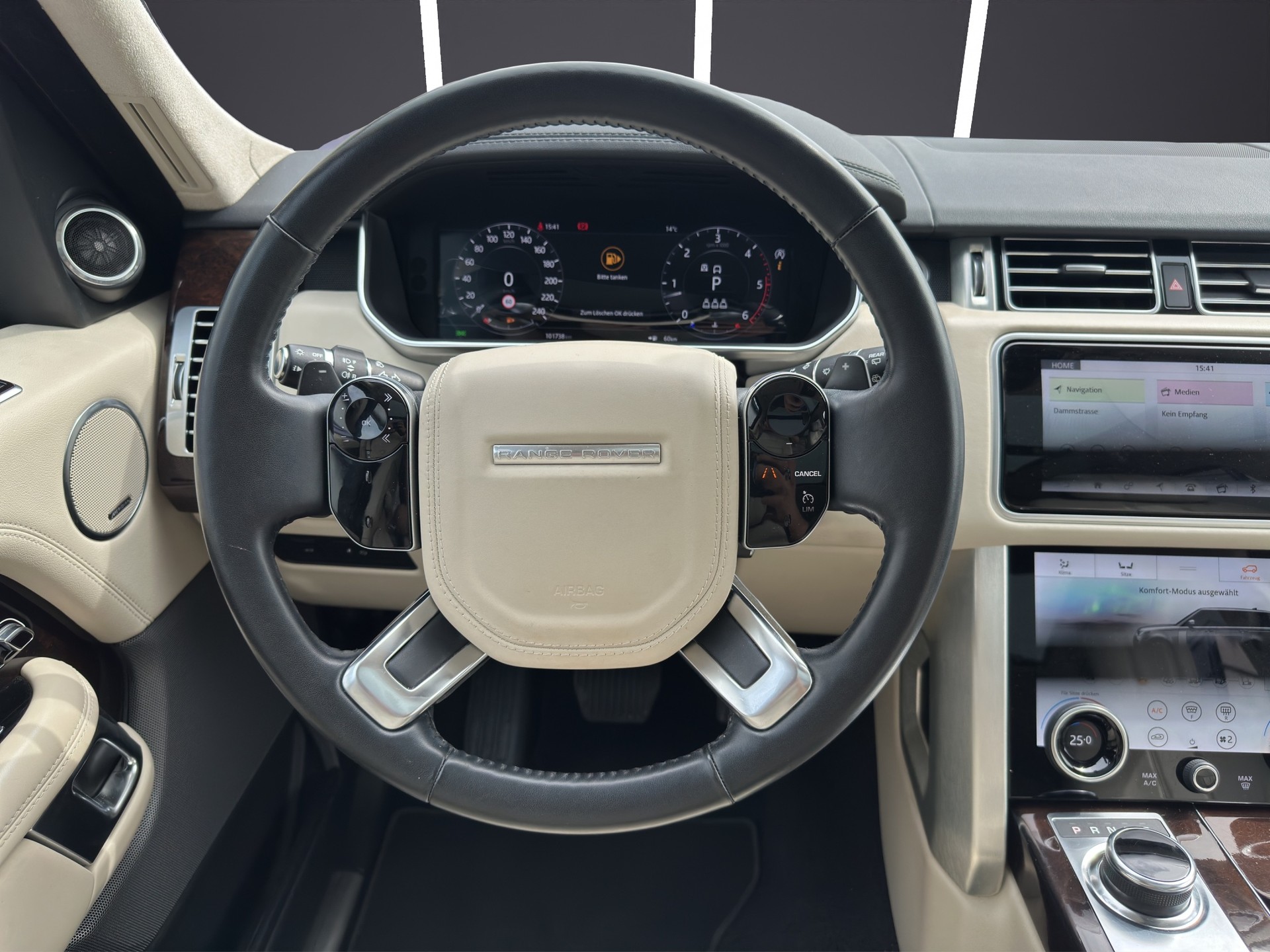 LAND ROVER Range Rover 4.4 SDV8 Vogue Automatic-image-26