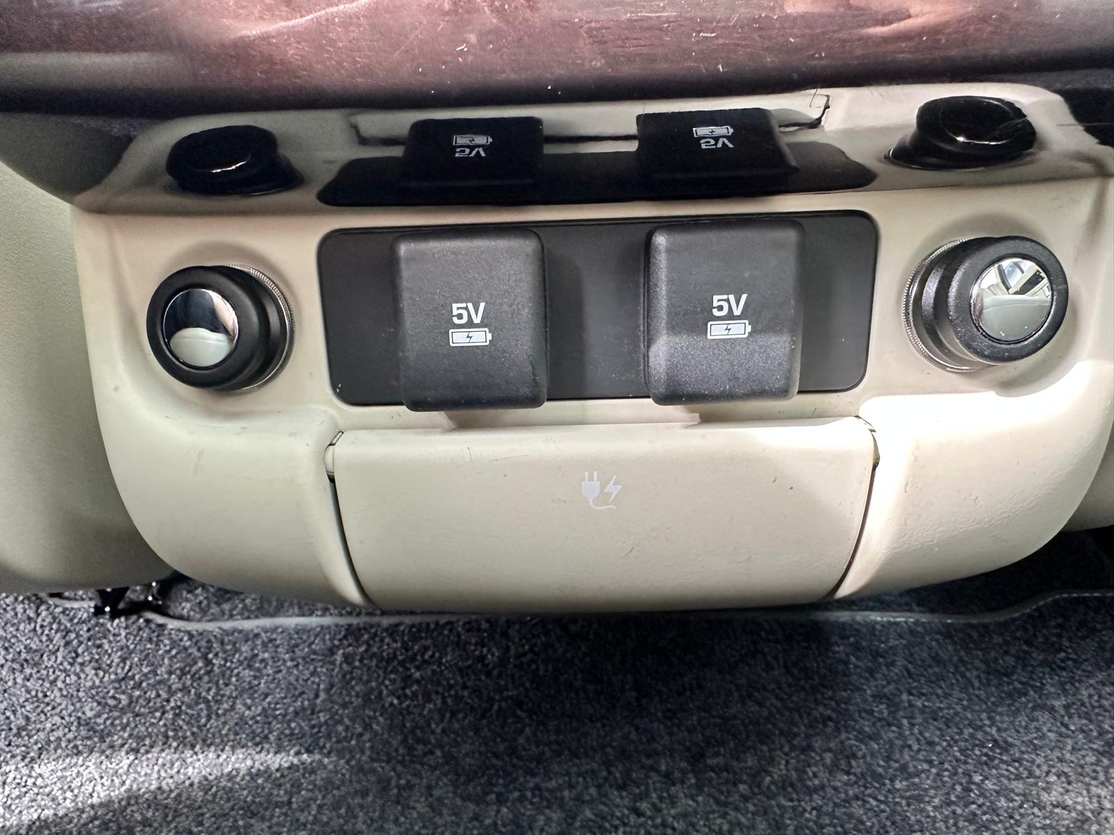 LAND ROVER Range Rover 4.4 SDV8 Vogue Automatic-image-53