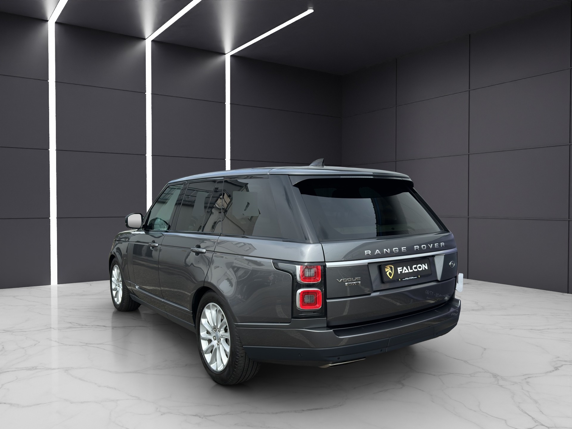 LAND ROVER Range Rover 4.4 SDV8 Vogue Automatic-image-3