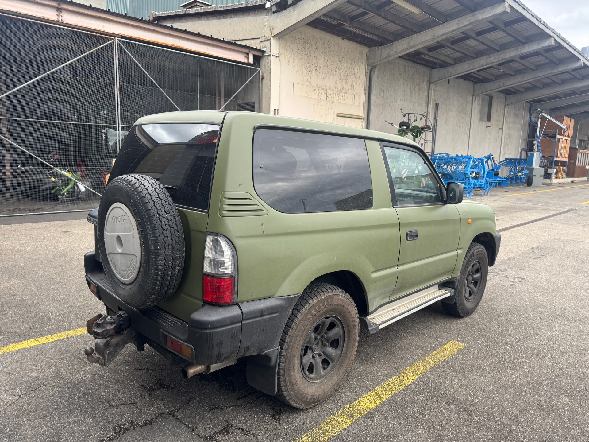 TOYOTA Land Cruiser 300 3.0 TD LX-image-4