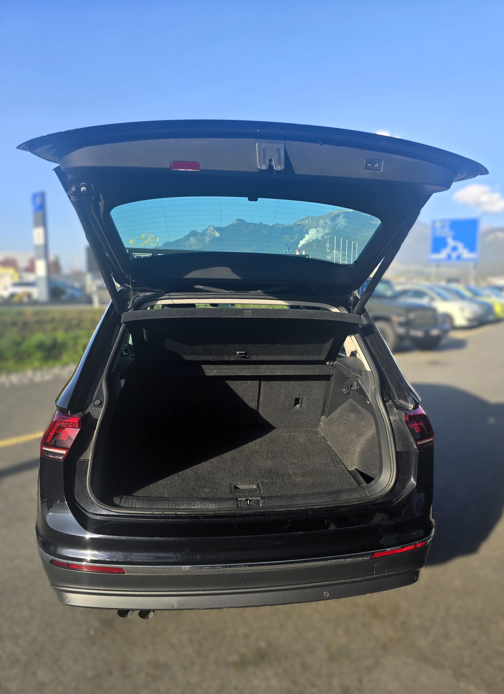 VW Tiguan 2.0 TDI SCR Highline 4Motion DSG-image-19