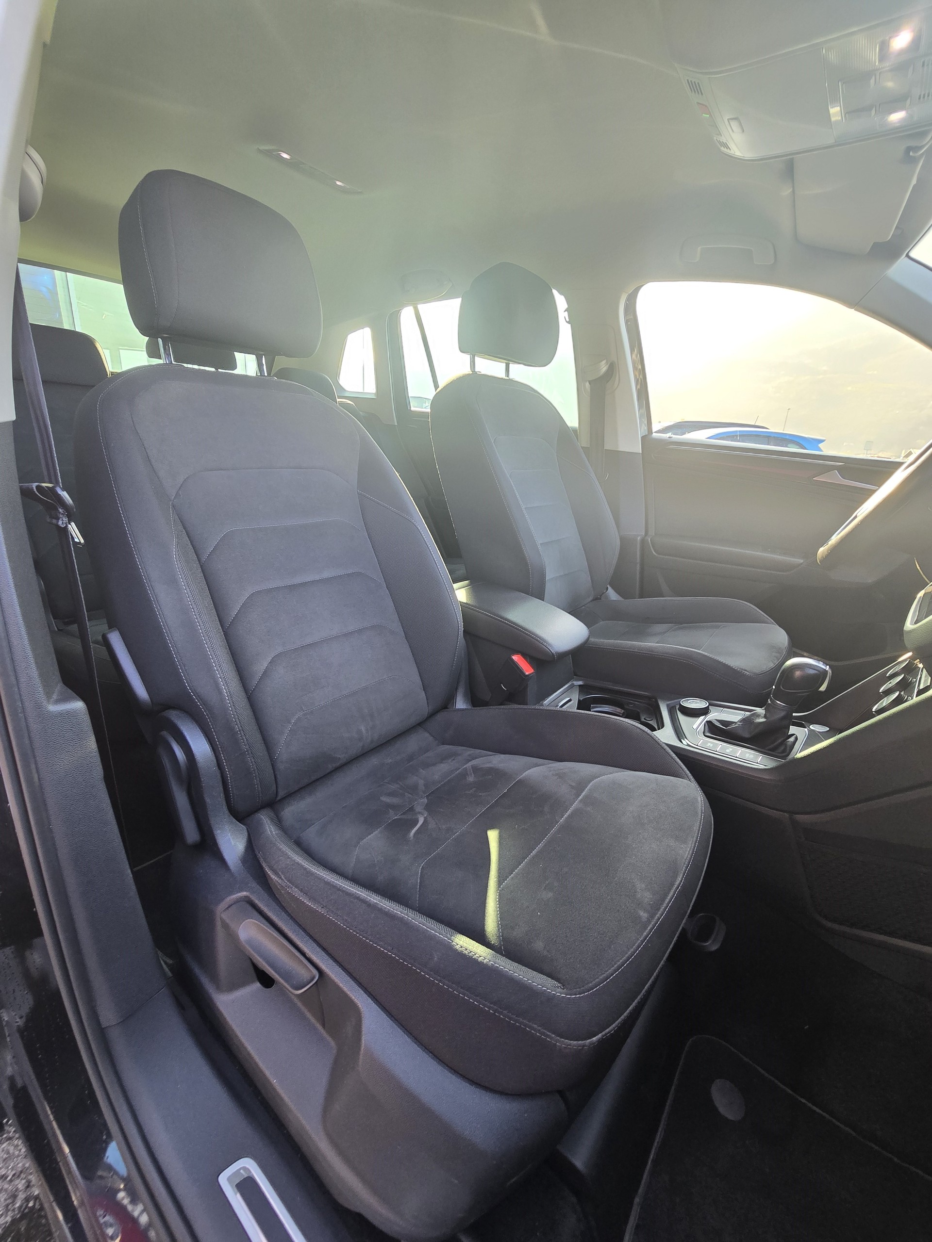 VW Tiguan 2.0 TDI SCR Highline 4Motion DSG-image-18
