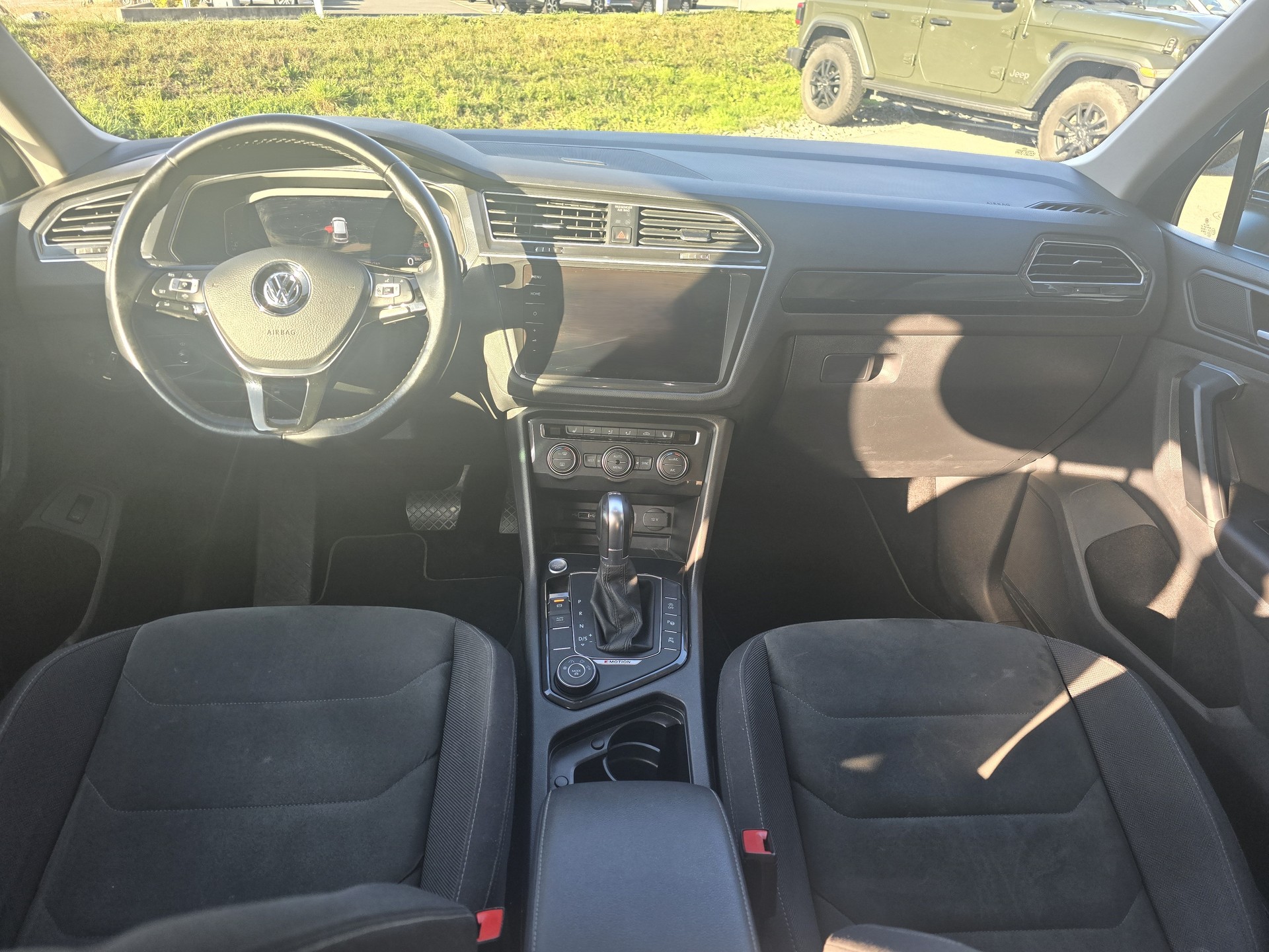 VW Tiguan 2.0 TDI SCR Highline 4Motion DSG-image-7