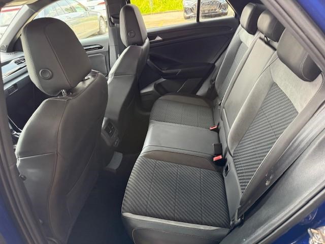 VW T-Roc 2.0 TSI R DSG 4motion-image-9