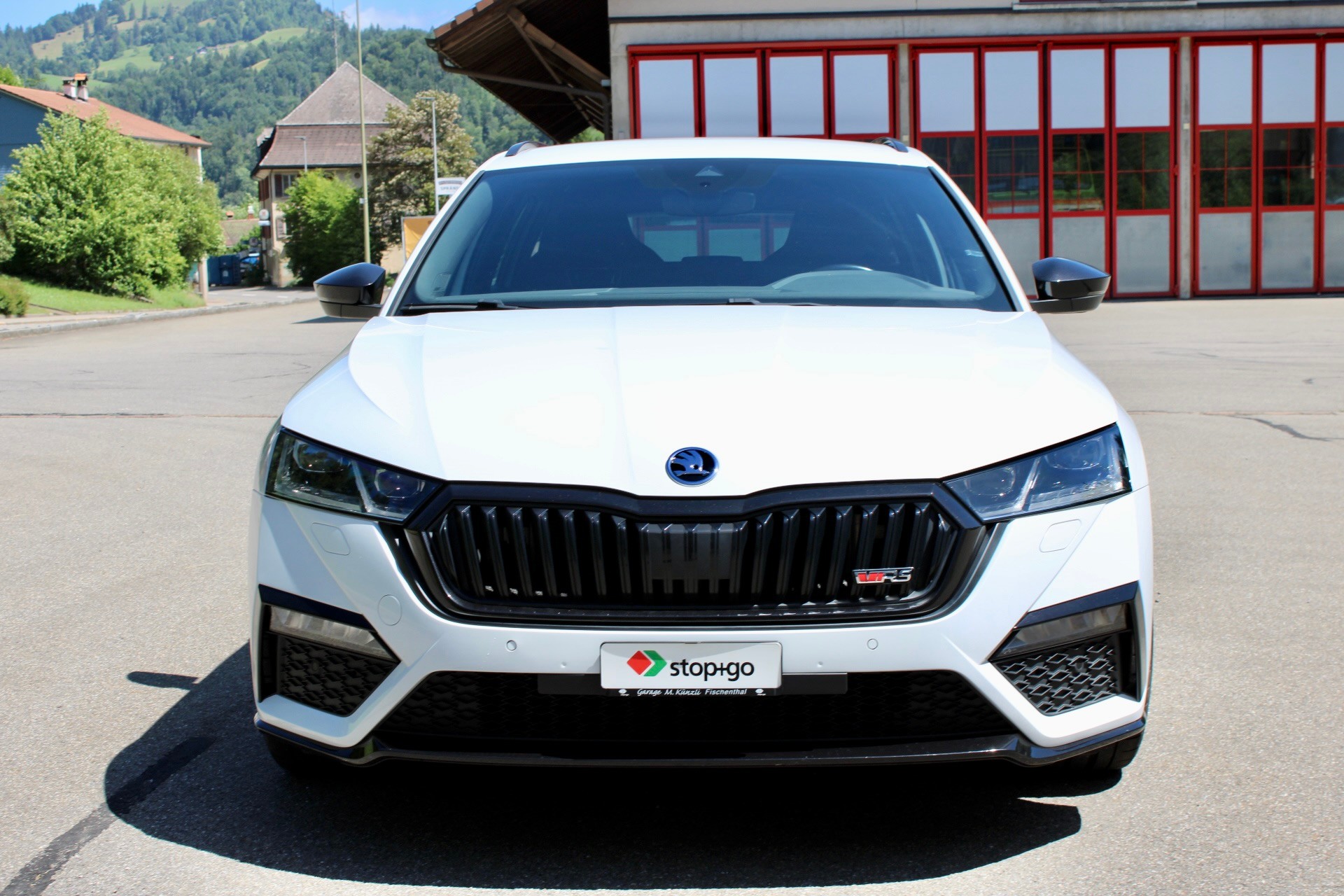 SKODA Octavia Combi 2.0 TDI DSG RS 4x4-showroom-element-1