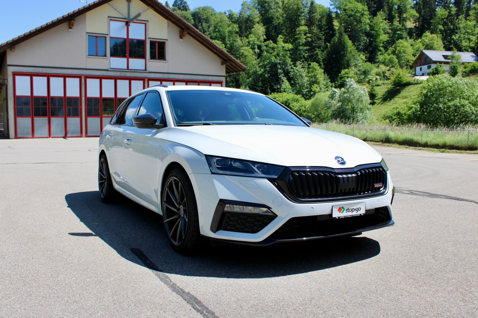 SKODA Octavia Combi 2.0 TDI DSG RS 4x4-showroom-element-2