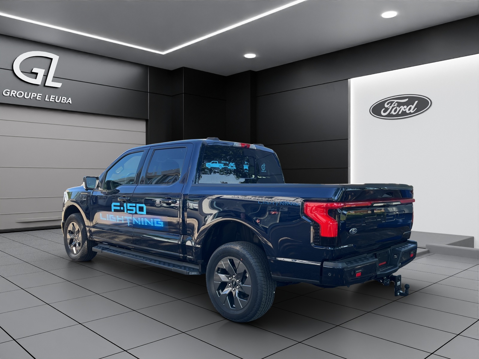 FORD F-150 Lightning 91 kWh Lariat Launch Edition-image-3