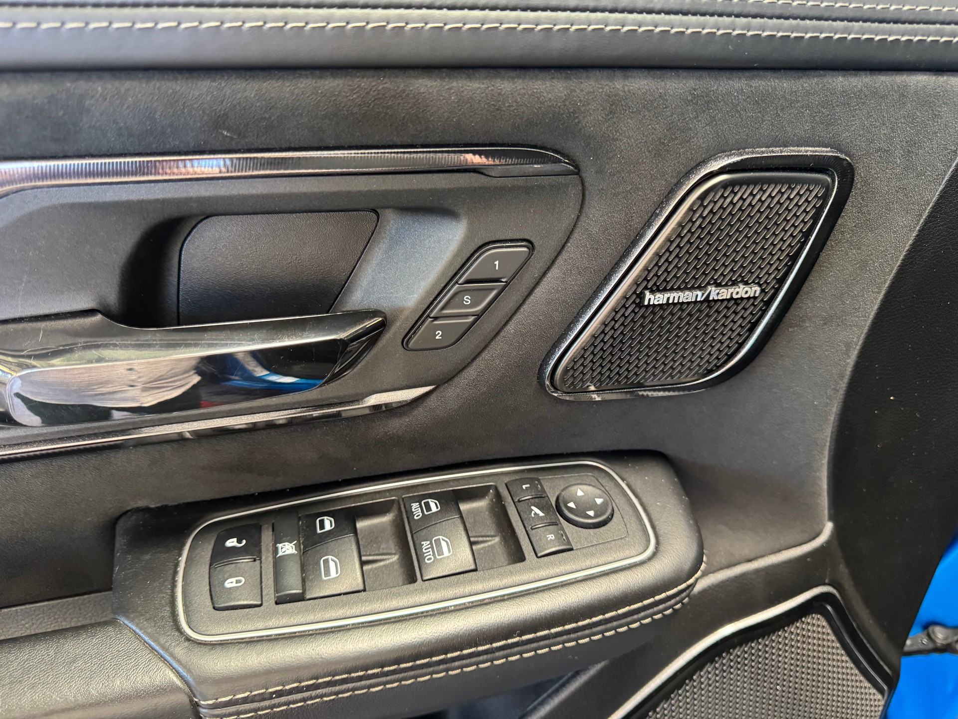 DODGE Ram 1500 TRX-image-7