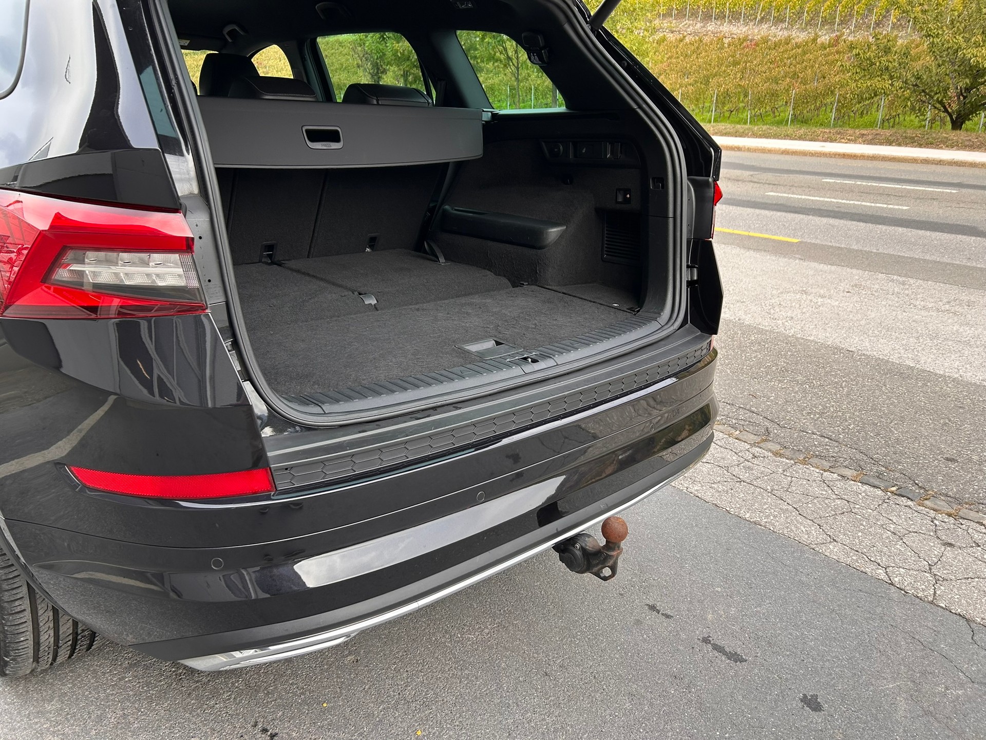 SKODA Kodiaq 2.0 TSI 4x4 Sport Line-image-9