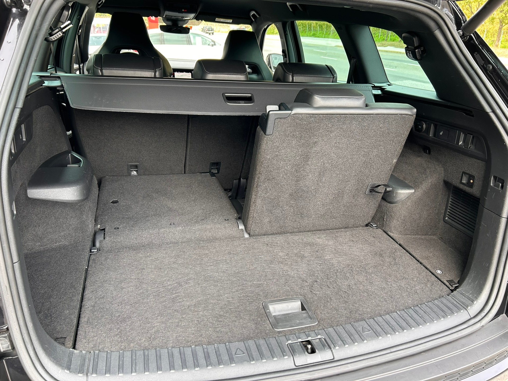 SKODA Kodiaq 2.0 TSI 4x4 Sport Line-image-11