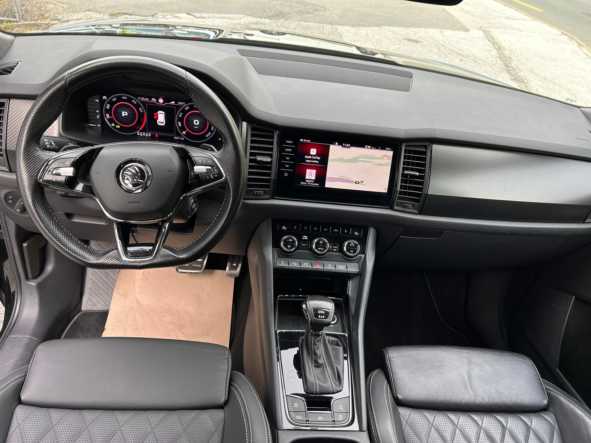 SKODA Kodiaq 2.0 TSI 4x4 Sport Line-image-7