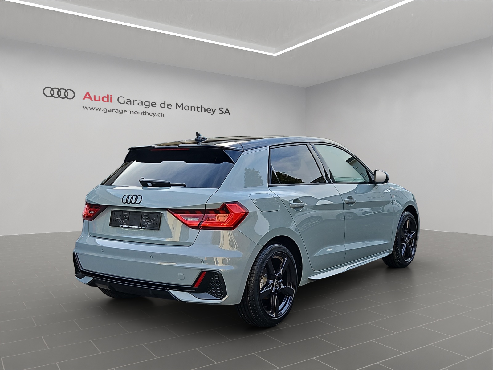 AUDI A1 Sportback 30 TFSI S Line Attraction S-tronic-image-3