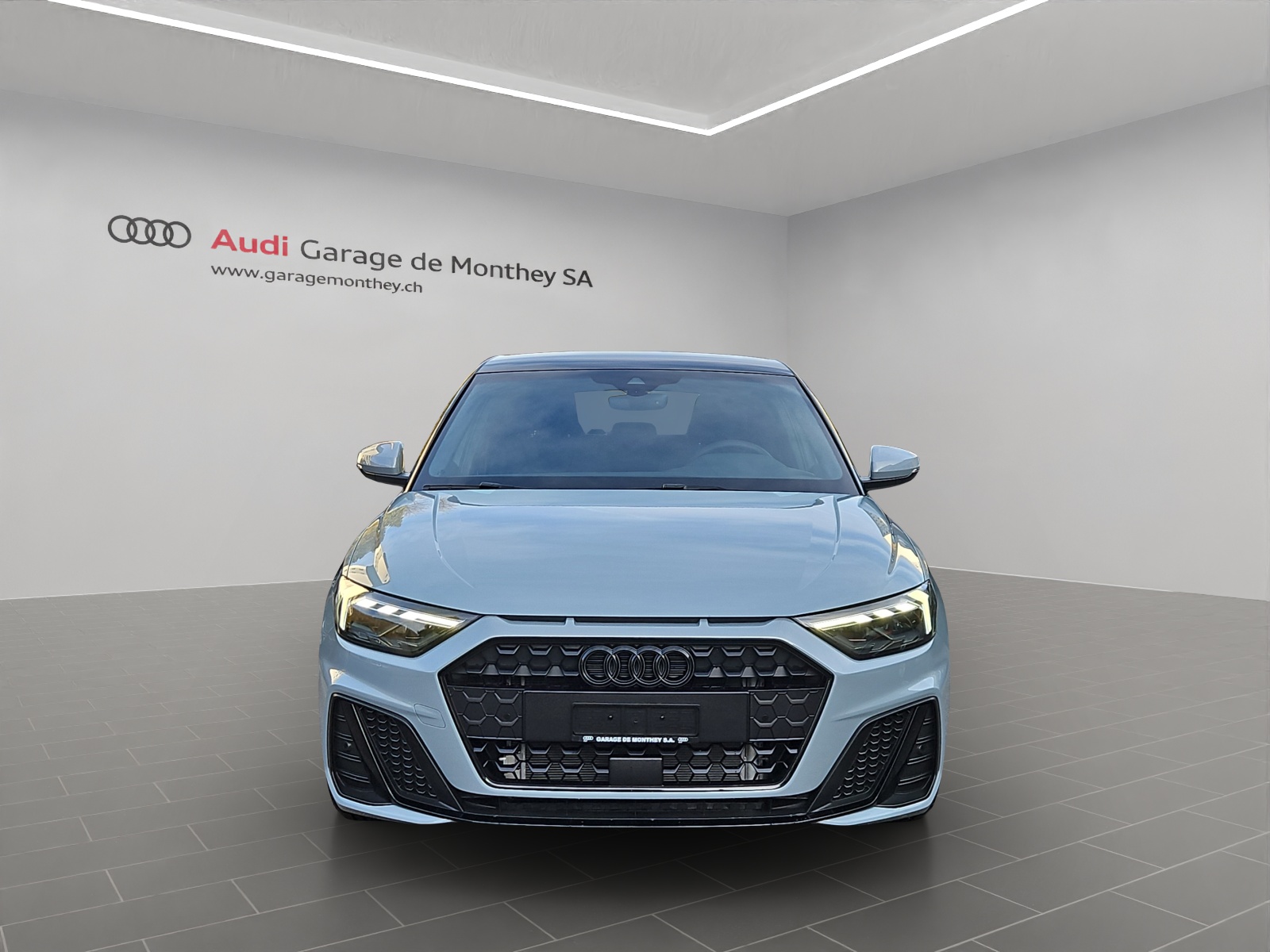 AUDI A1 Sportback 30 TFSI S Line Attraction S-tronic-image-1