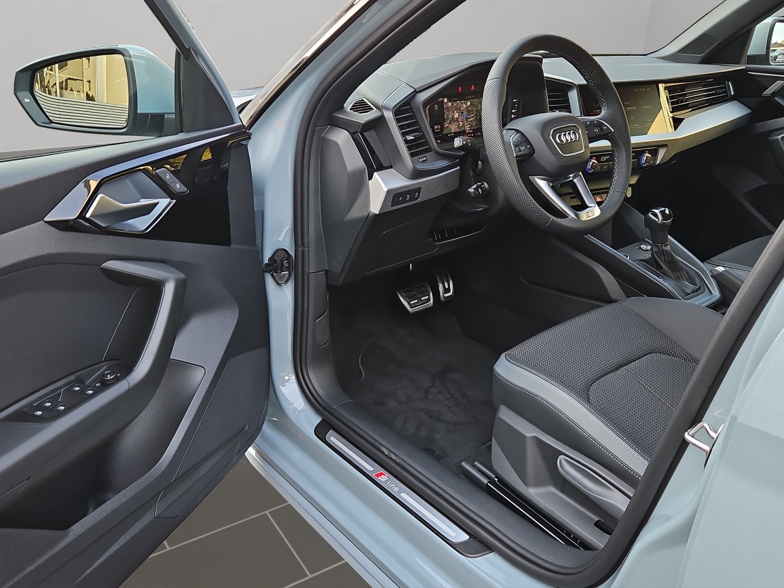 AUDI A1 Sportback 30 TFSI S Line Attraction S-tronic-image-6