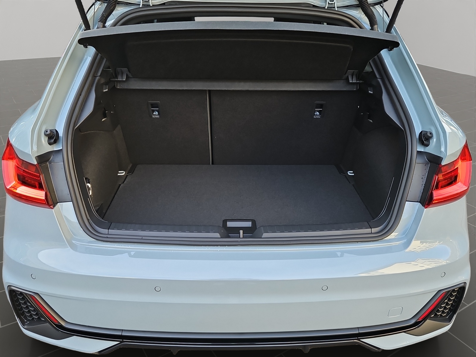 AUDI A1 Sportback 30 TFSI S Line Attraction S-tronic-image-15