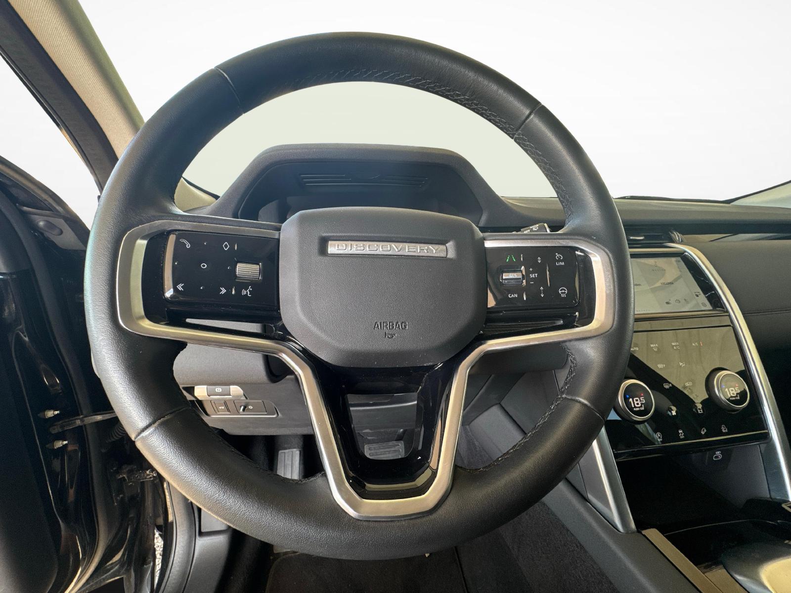 LAND ROVER Discovery Sport 2.0 SD4 200 SE-image-12