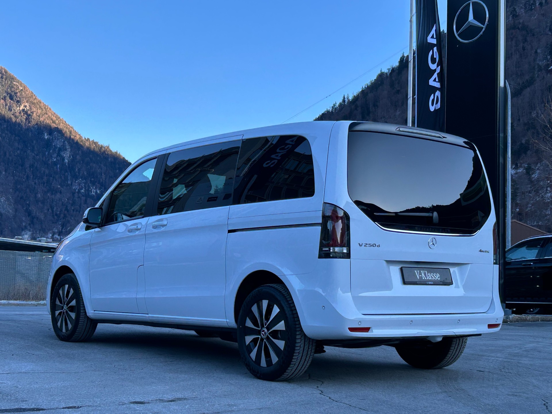 MERCEDES-BENZ V 250 d STYLE Kompakt 4MATIC-image-8