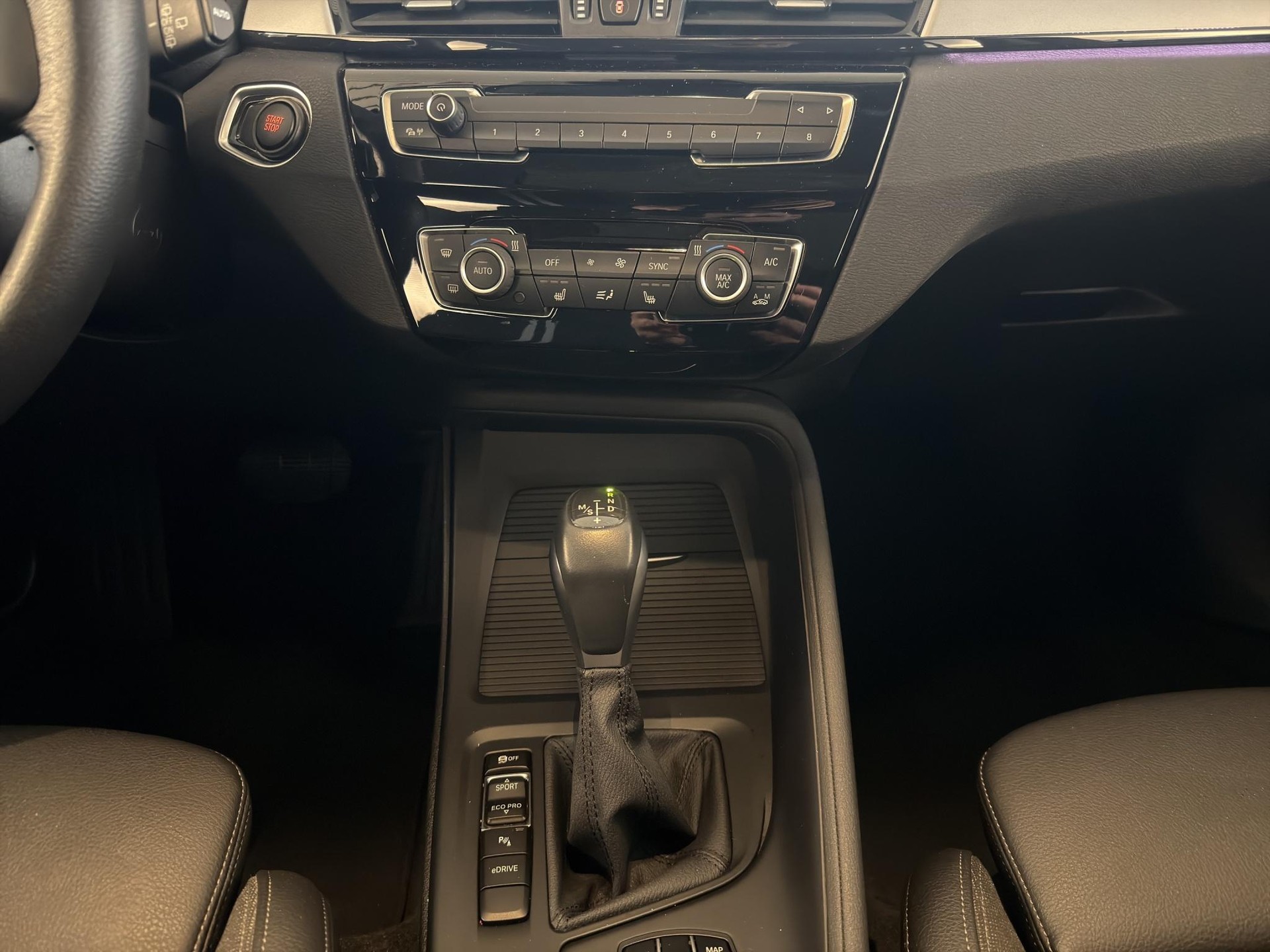 BMW X1 xDrive25e-image-15